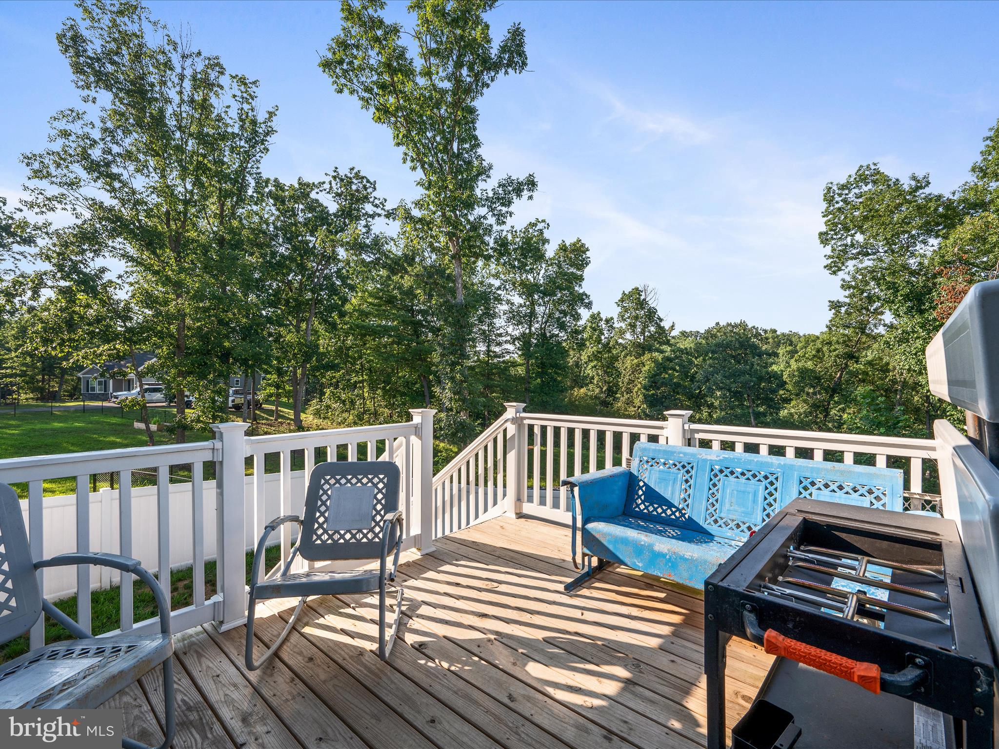 MIDDLE CREEK MANOR - Residential