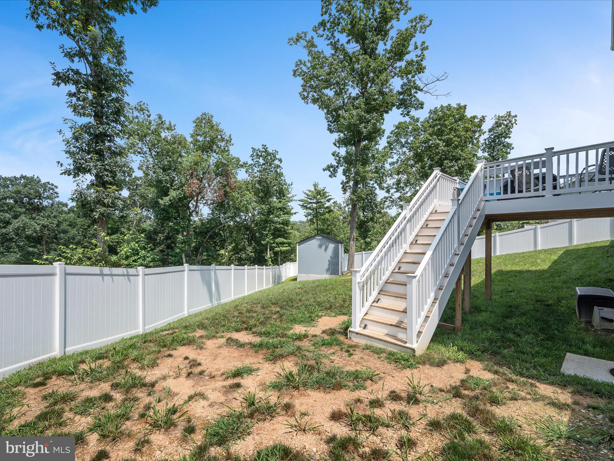 MIDDLE CREEK MANOR - Residential