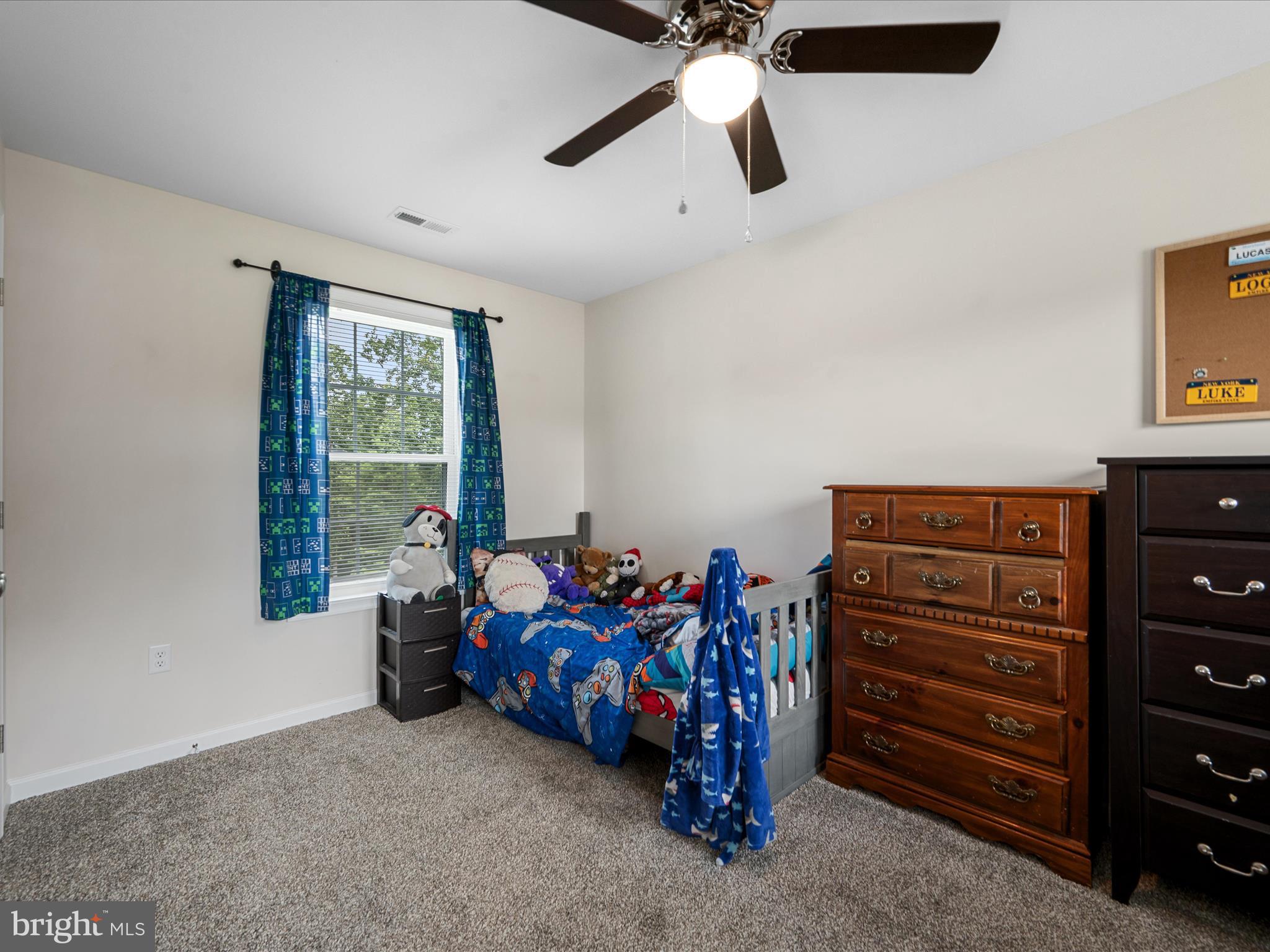 MIDDLE CREEK MANOR - Residential