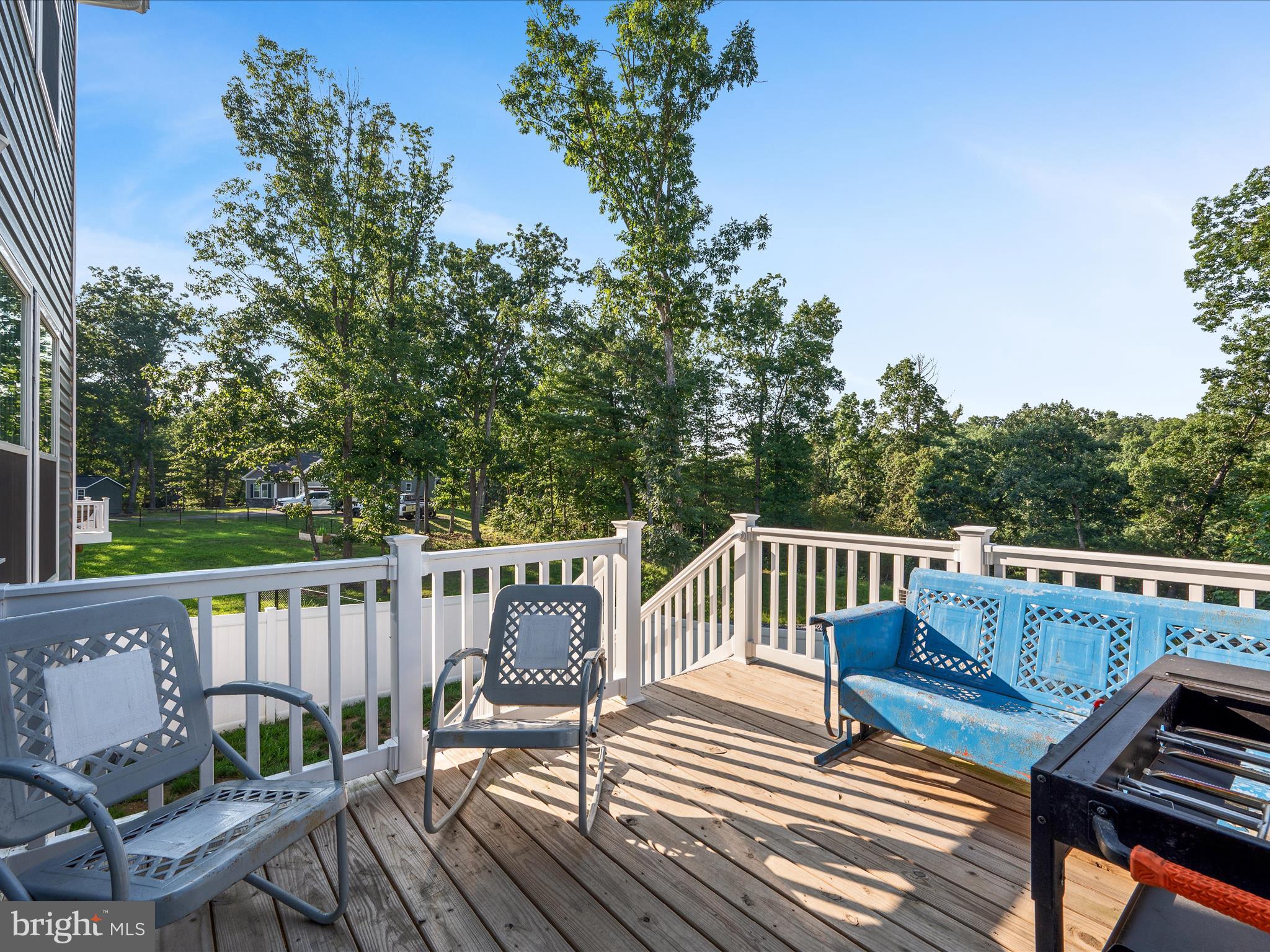 MIDDLE CREEK MANOR - Residential