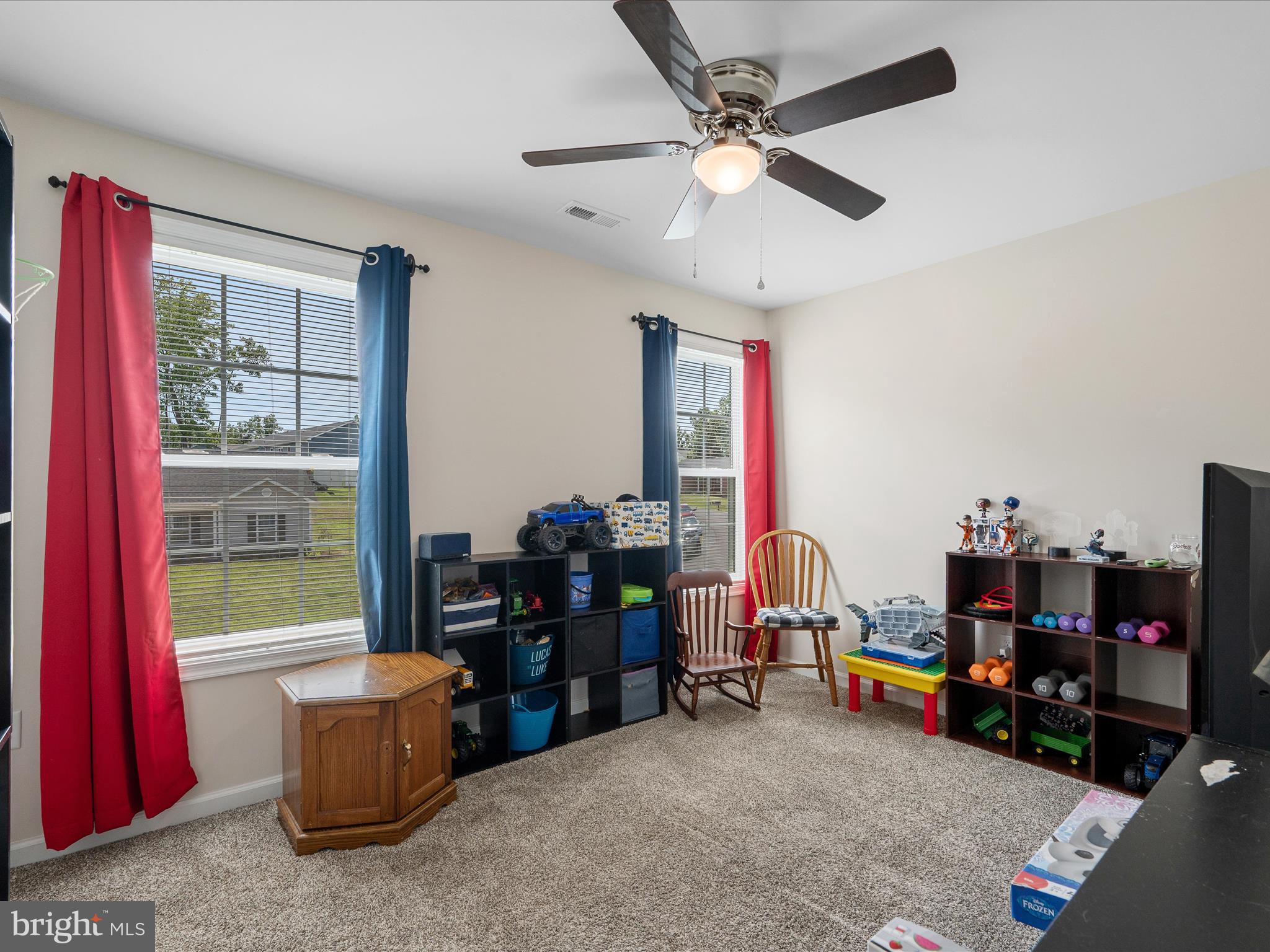 MIDDLE CREEK MANOR - Residential