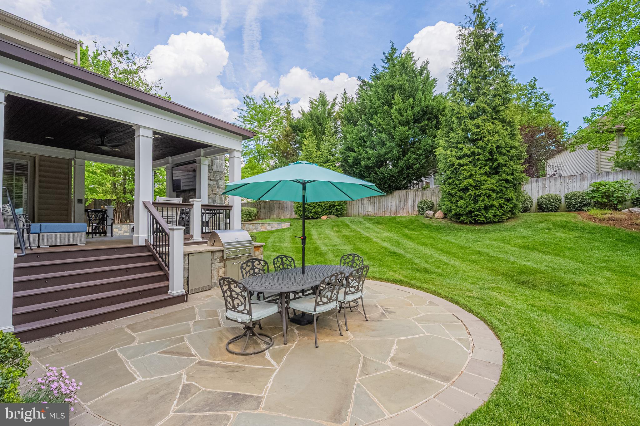 GAMBRILL POINTE - Residential