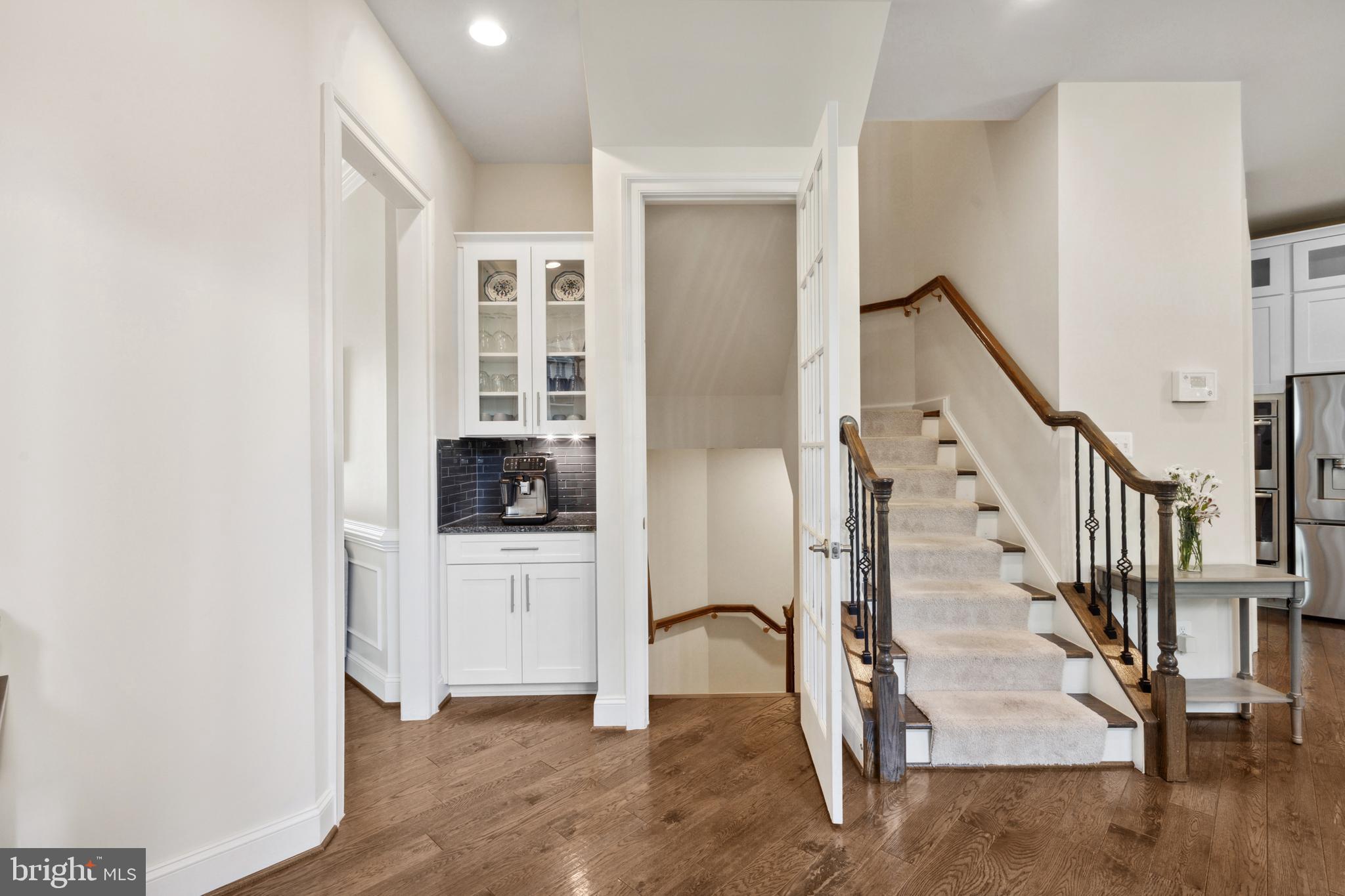 GAMBRILL POINTE - Residential