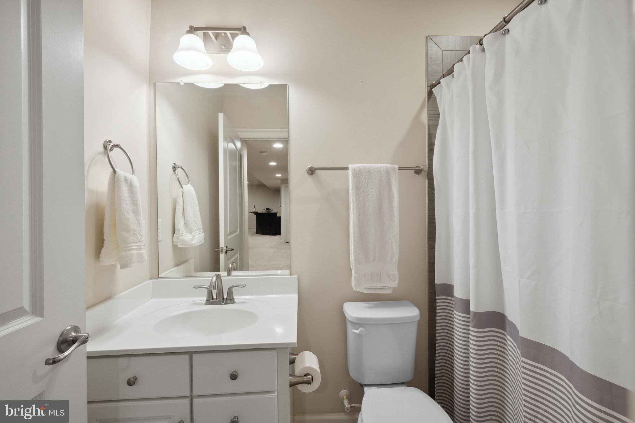 GAMBRILL POINTE - Residential