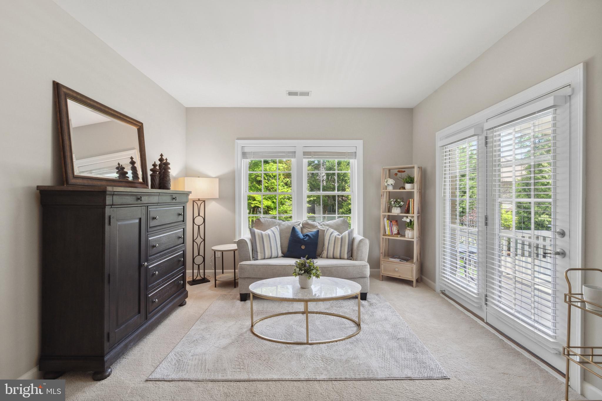 GAMBRILL POINTE - Residential