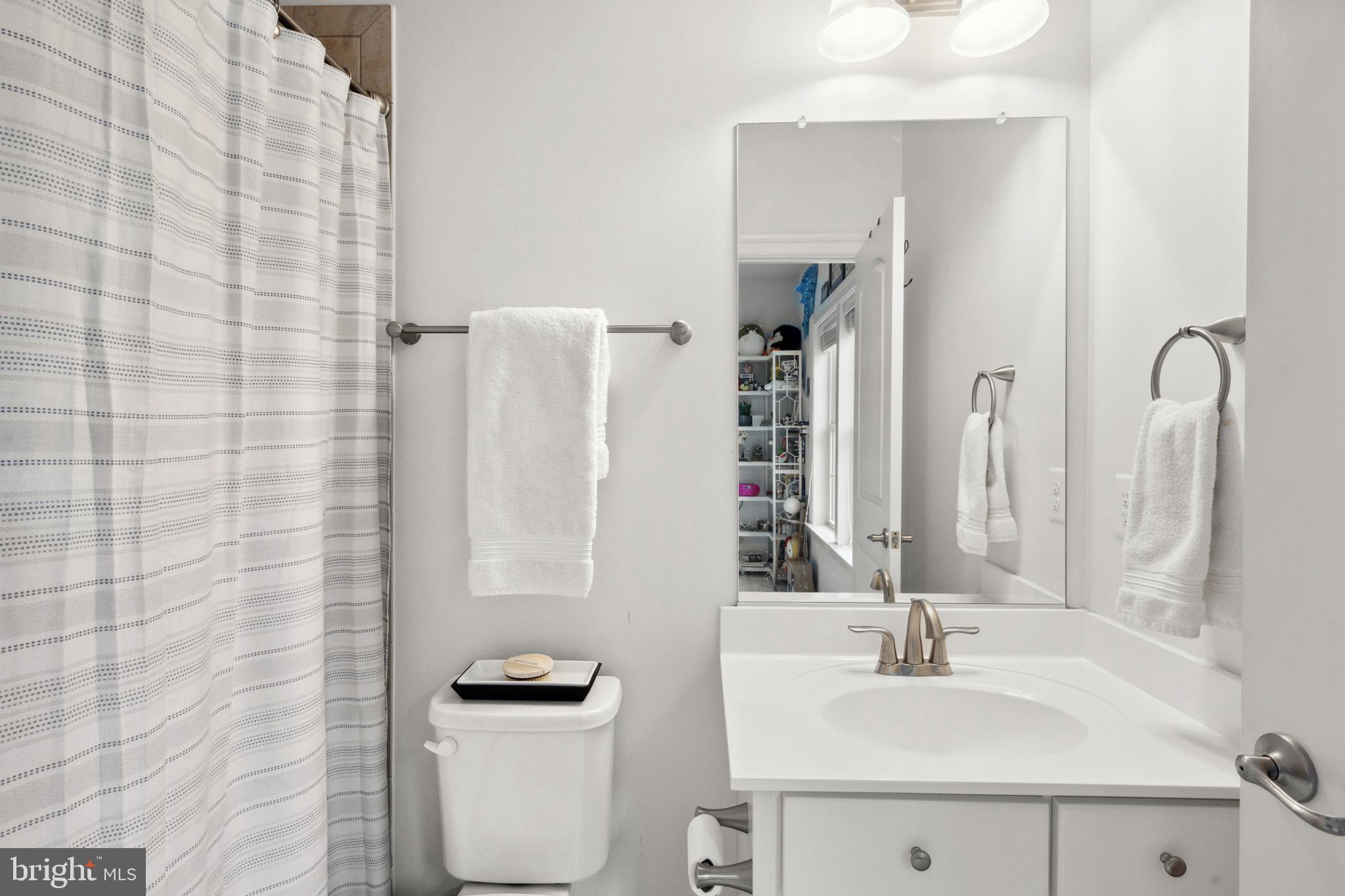 GAMBRILL POINTE - Residential