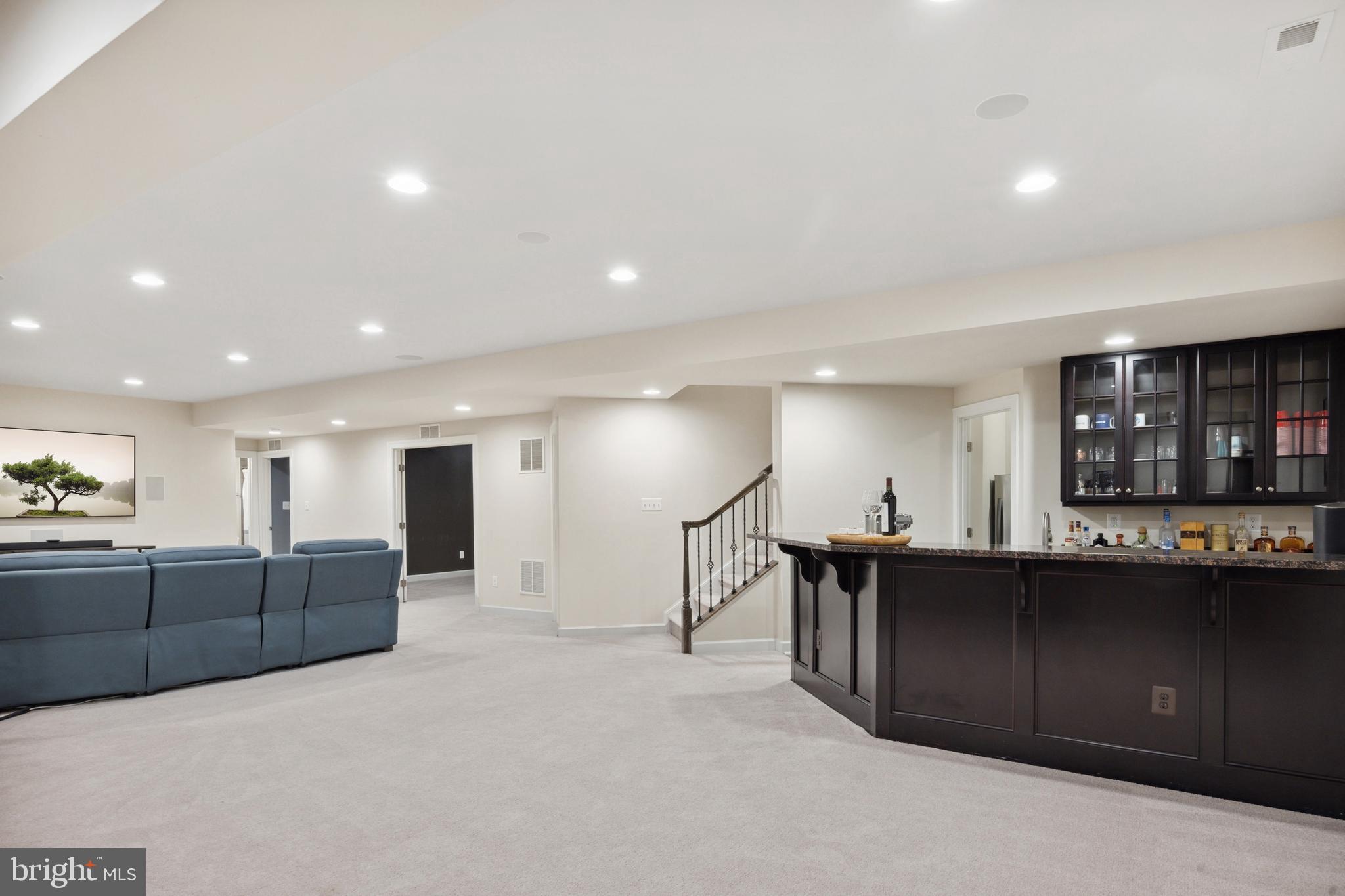 GAMBRILL POINTE - Residential