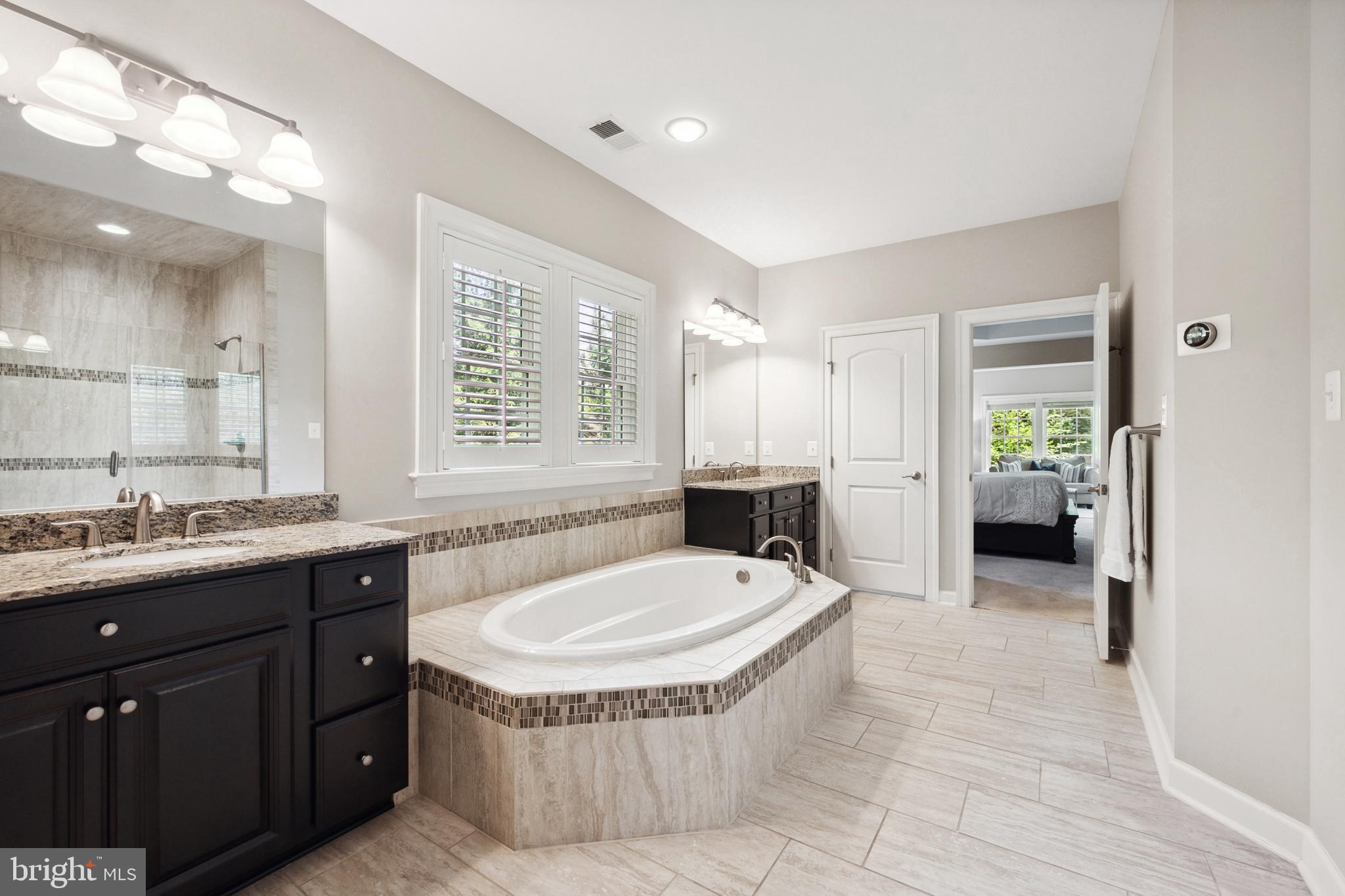 GAMBRILL POINTE - Residential