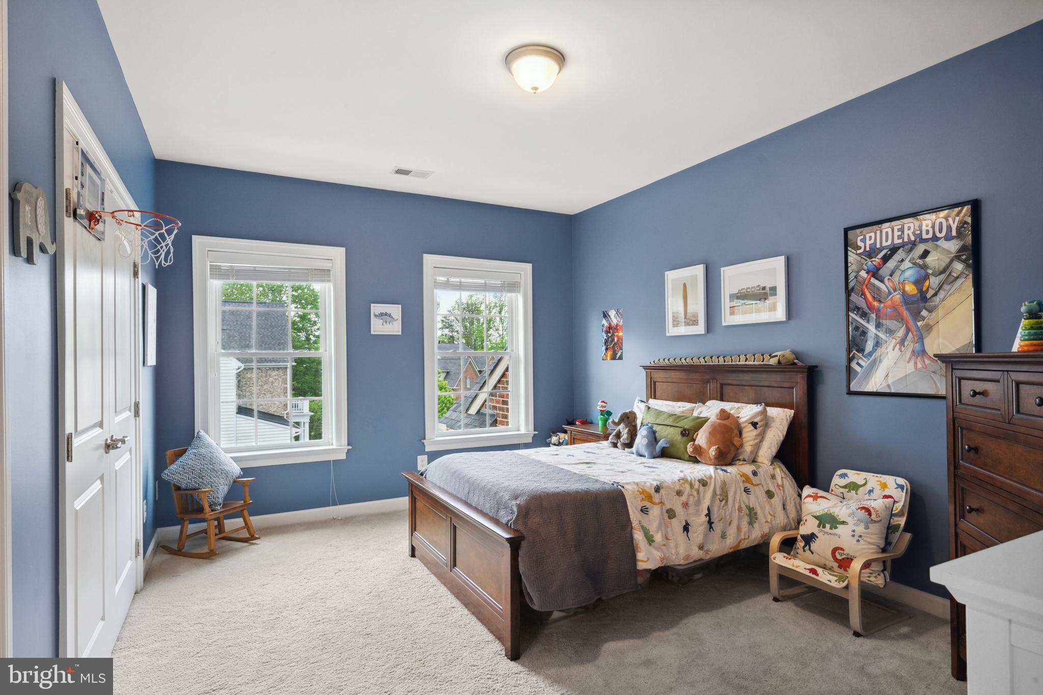 GAMBRILL POINTE - Residential