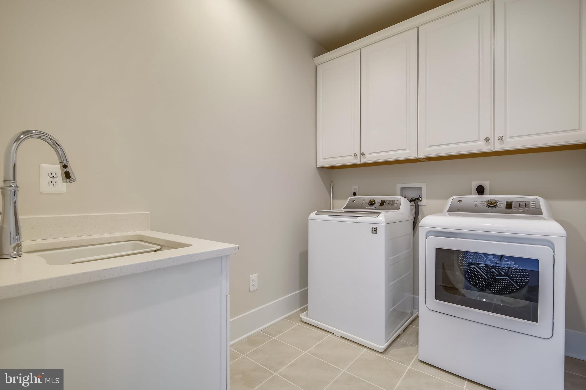 WEATHERSTONE - Residential