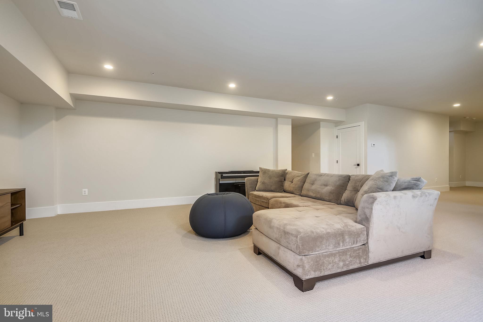 WEATHERSTONE - Residential