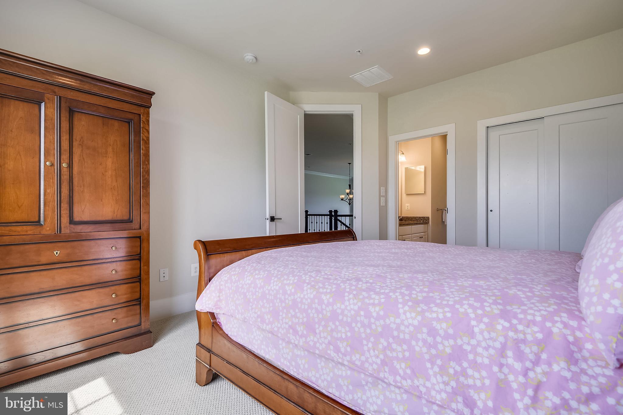 WEATHERSTONE - Residential