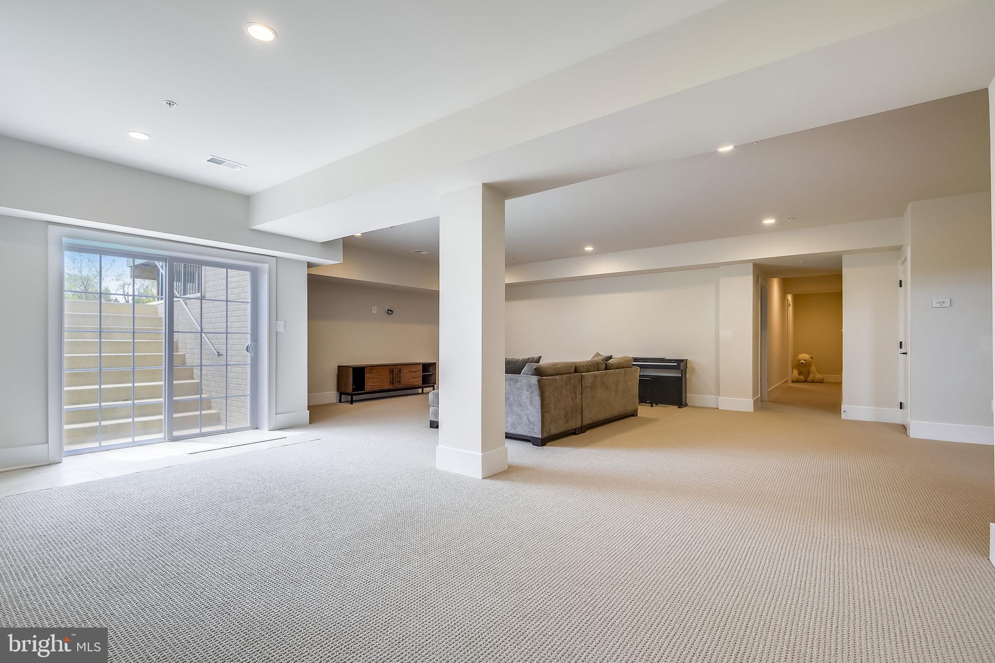 WEATHERSTONE - Residential