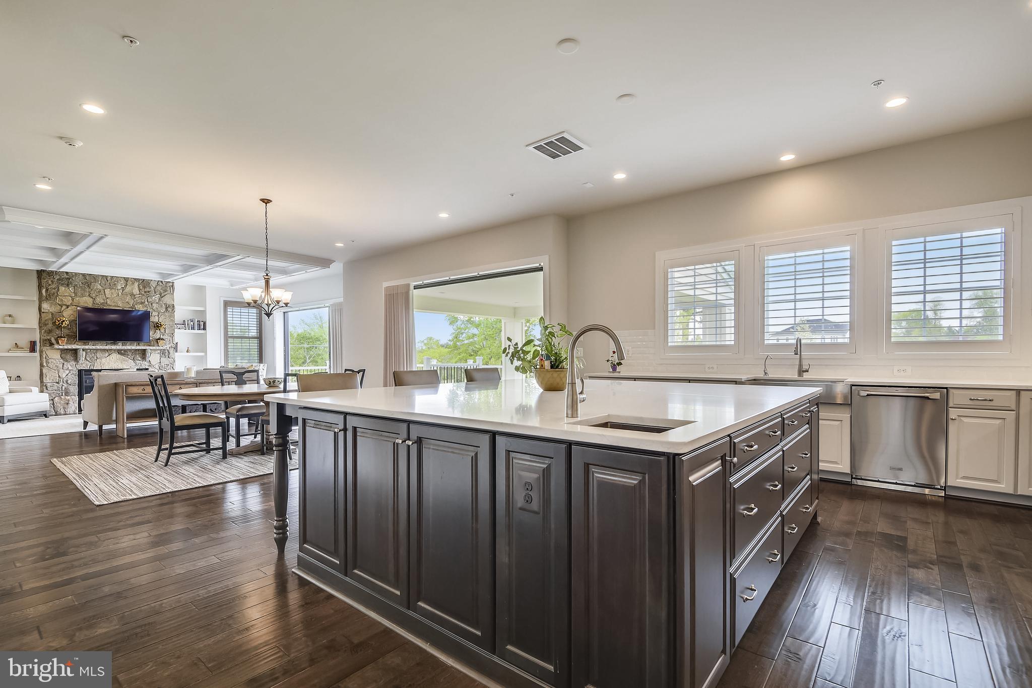 WEATHERSTONE - Residential