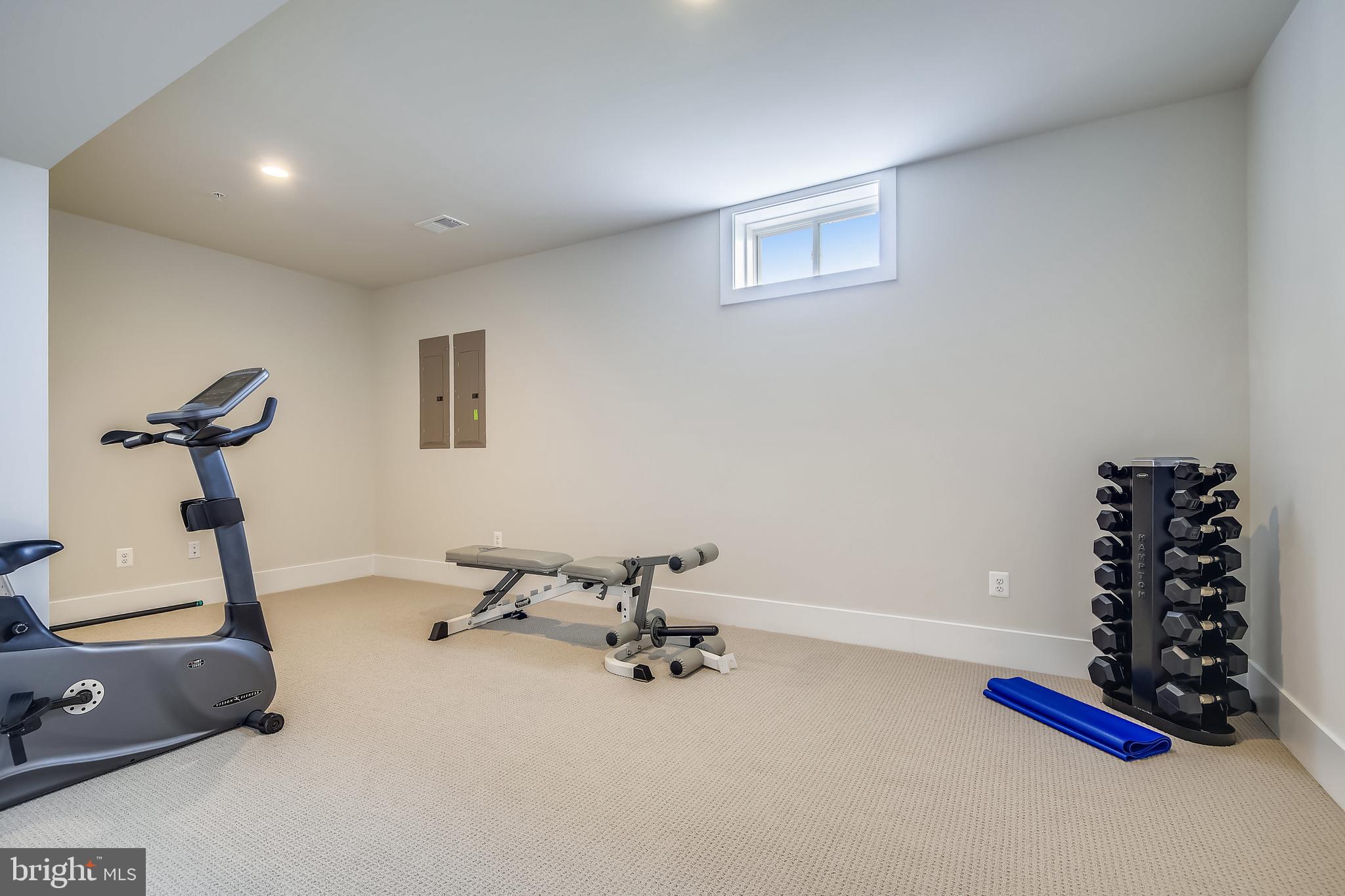 WEATHERSTONE - Residential