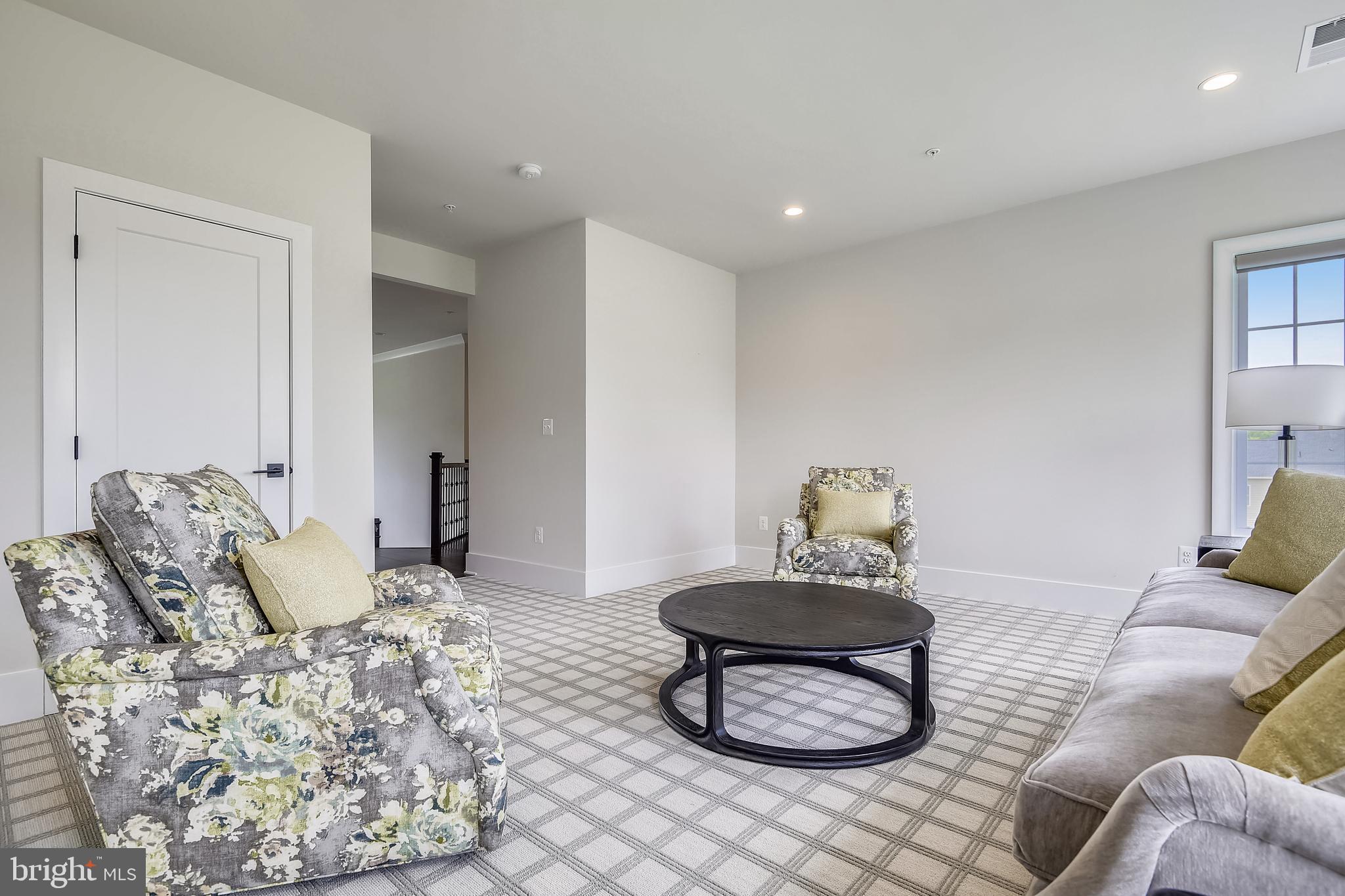 WEATHERSTONE - Residential