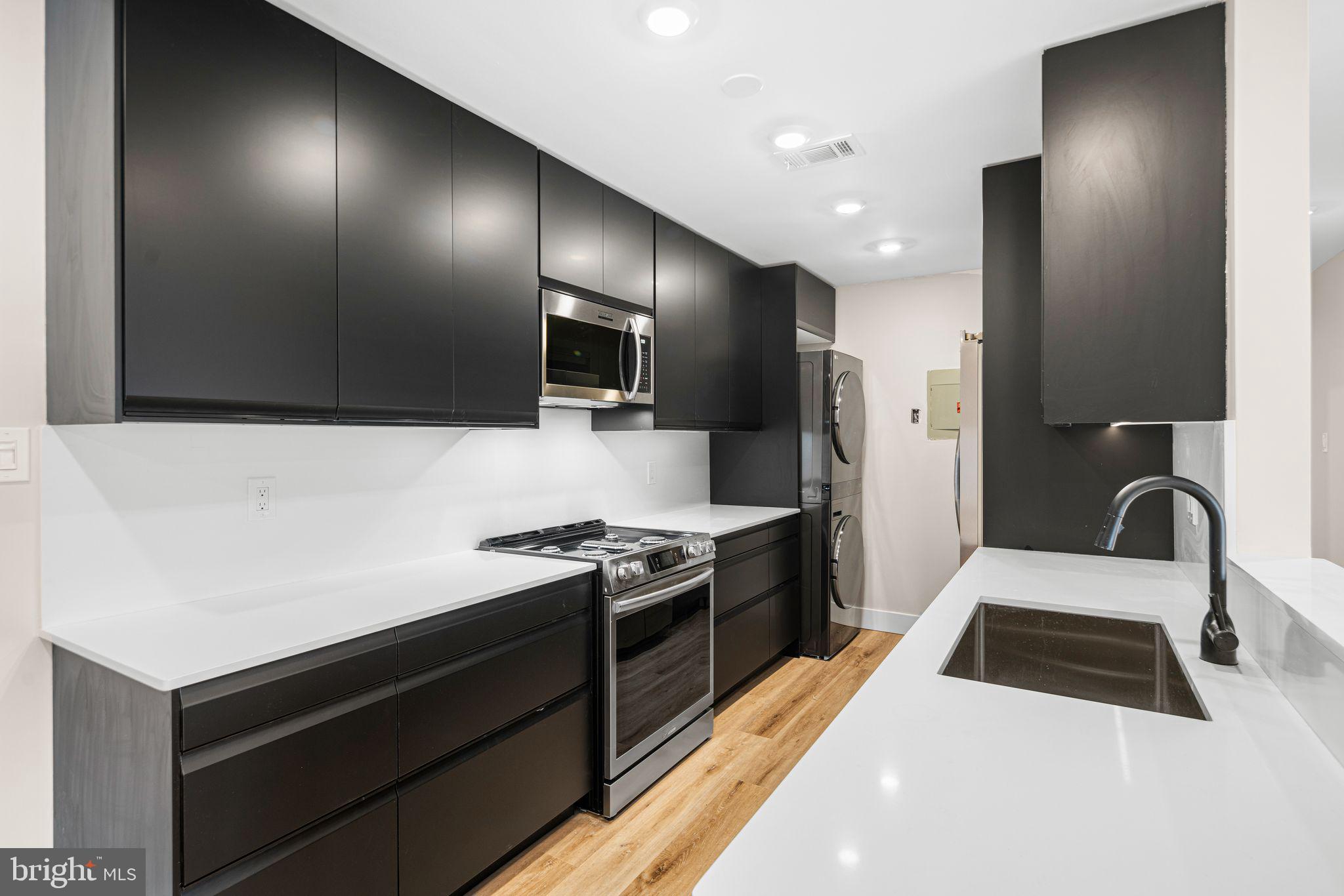 Completely remodeled unit. Brand new kitchen, cabinets, counters, floors, recessed lighting, trim, bathrooms, showers, vanities, toilets, windows, blinds and custom closet doors. Beautifully redone 2 bedroom with 2 full baths. In the wonderful community of Timber Creek. North Penn School District. Included is a community pool, basketball courts, tot lot/playground, water and trash. Tenant will pay all other utilities.
