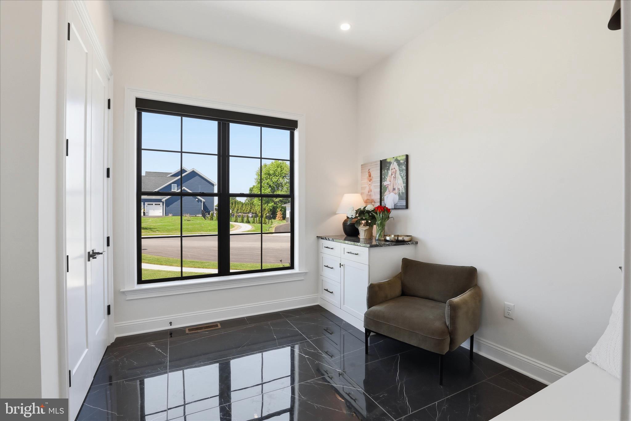 HAYDN MANOR - Residential