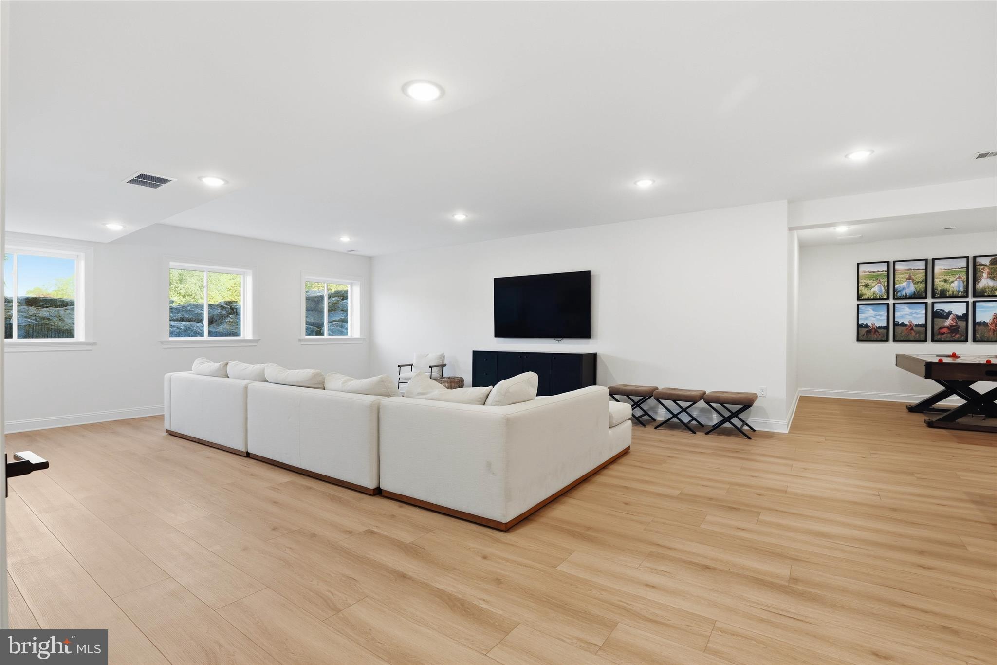 HAYDN MANOR - Residential
