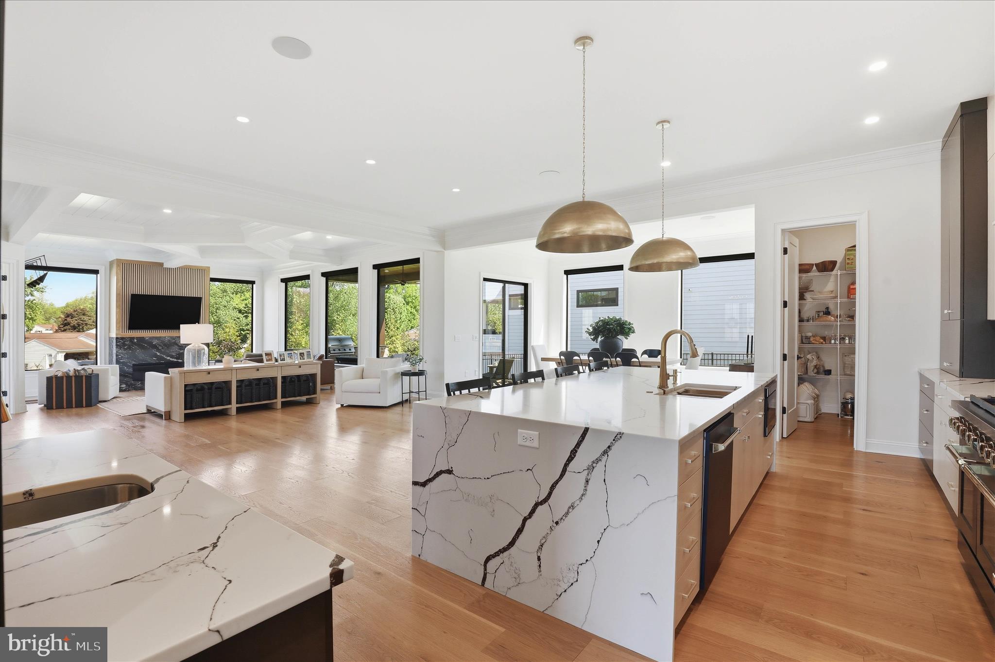 HAYDN MANOR - Residential