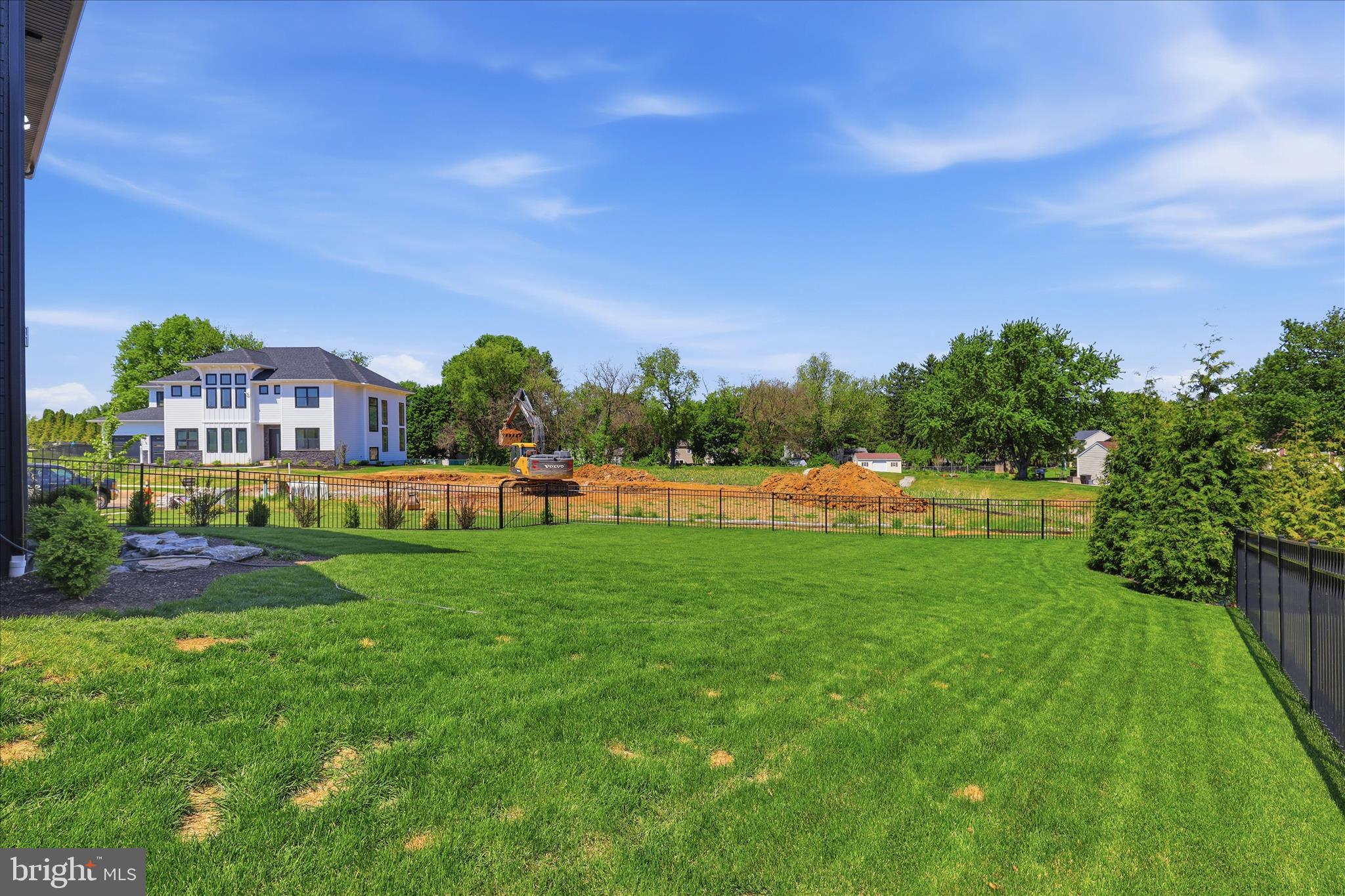 HAYDN MANOR - Residential