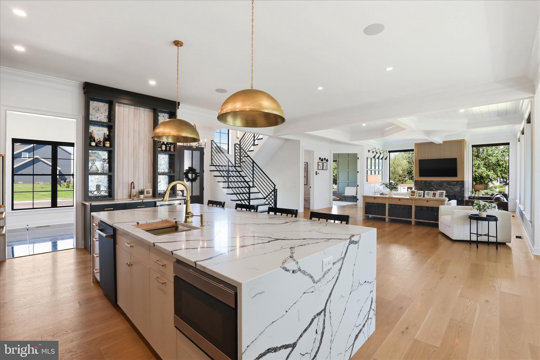 HAYDN MANOR - Residential