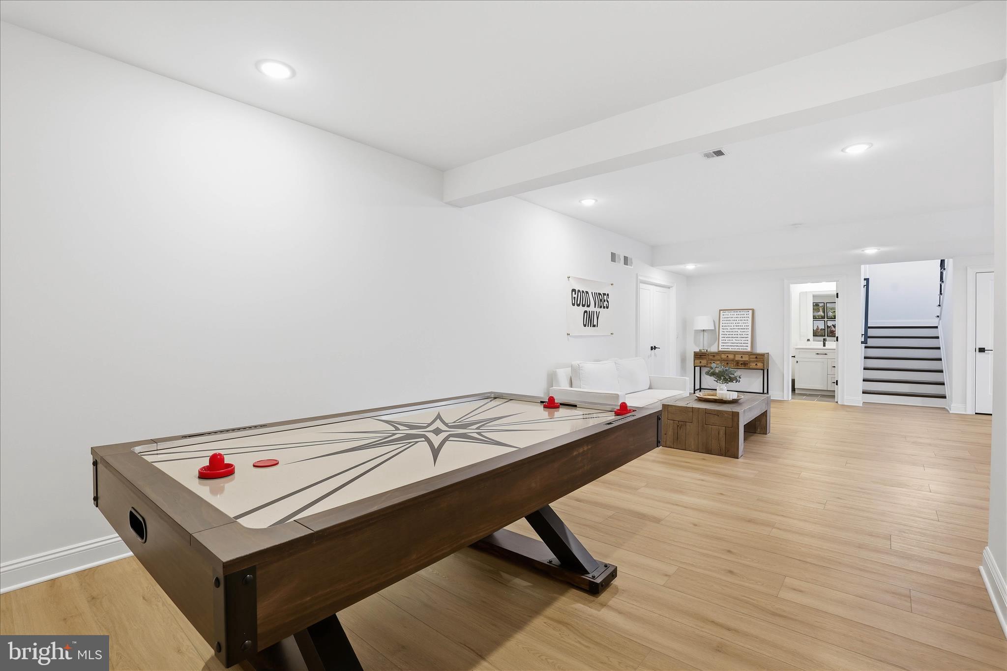 HAYDN MANOR - Residential