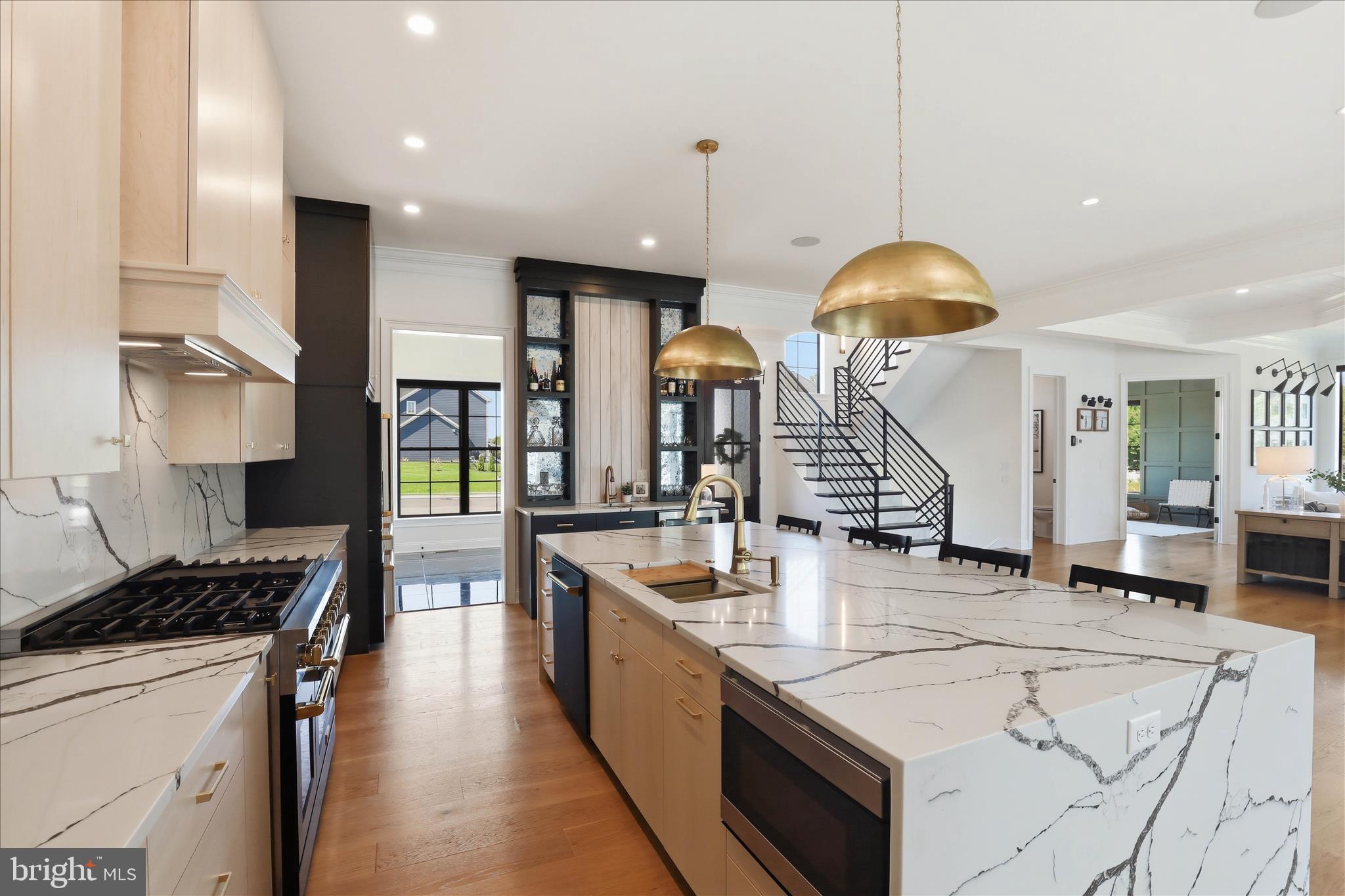 HAYDN MANOR - Residential