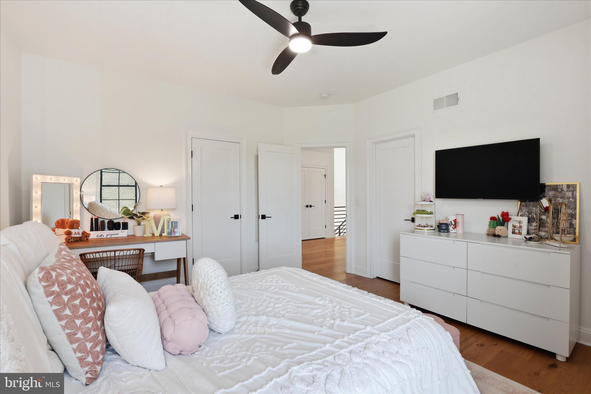 HAYDN MANOR - Residential