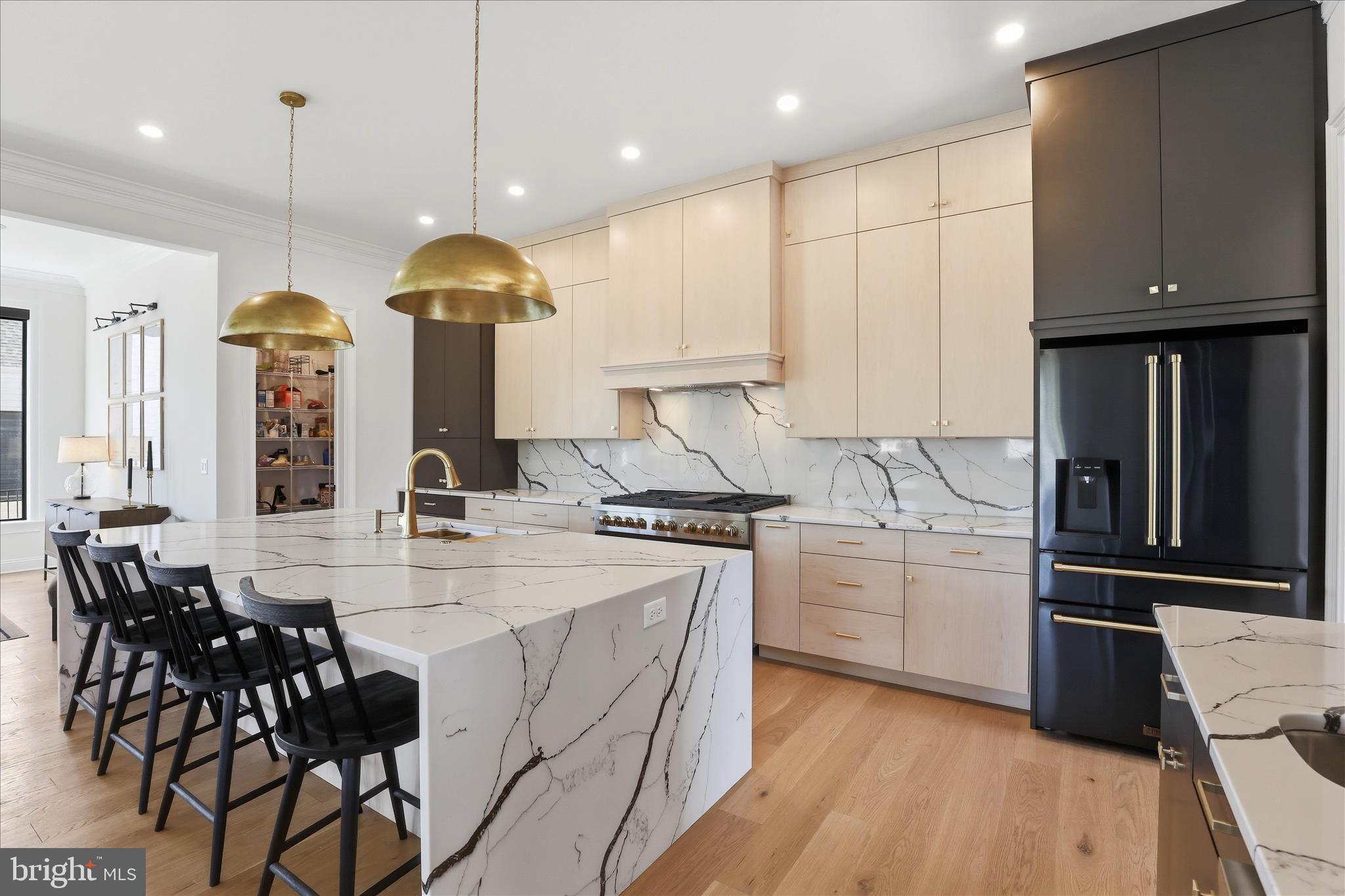 HAYDN MANOR - Residential