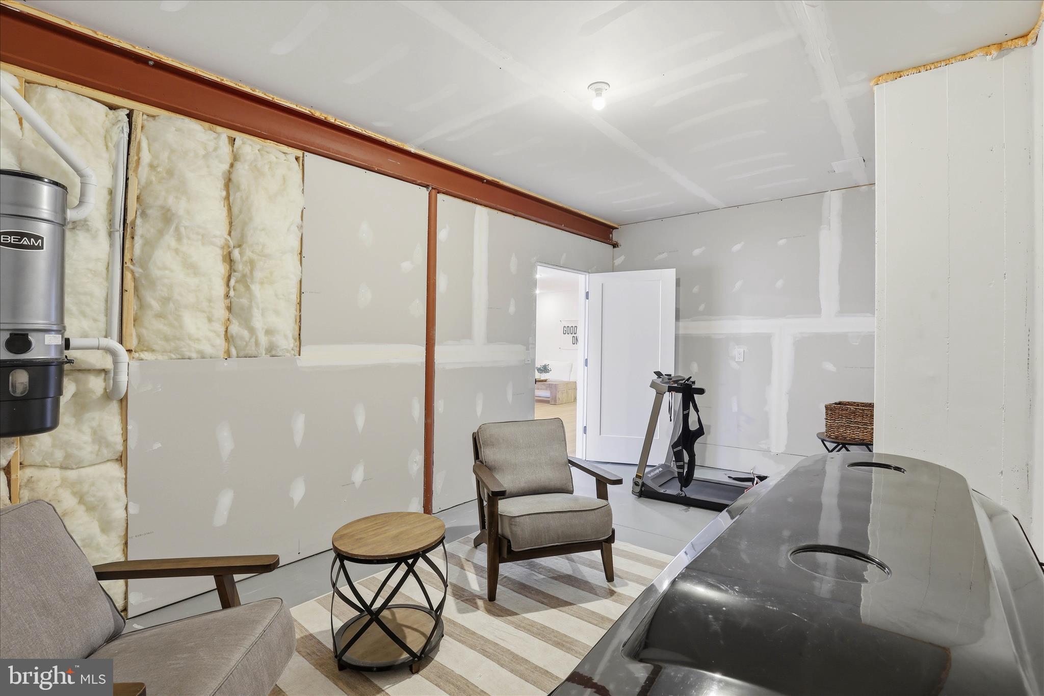 HAYDN MANOR - Residential