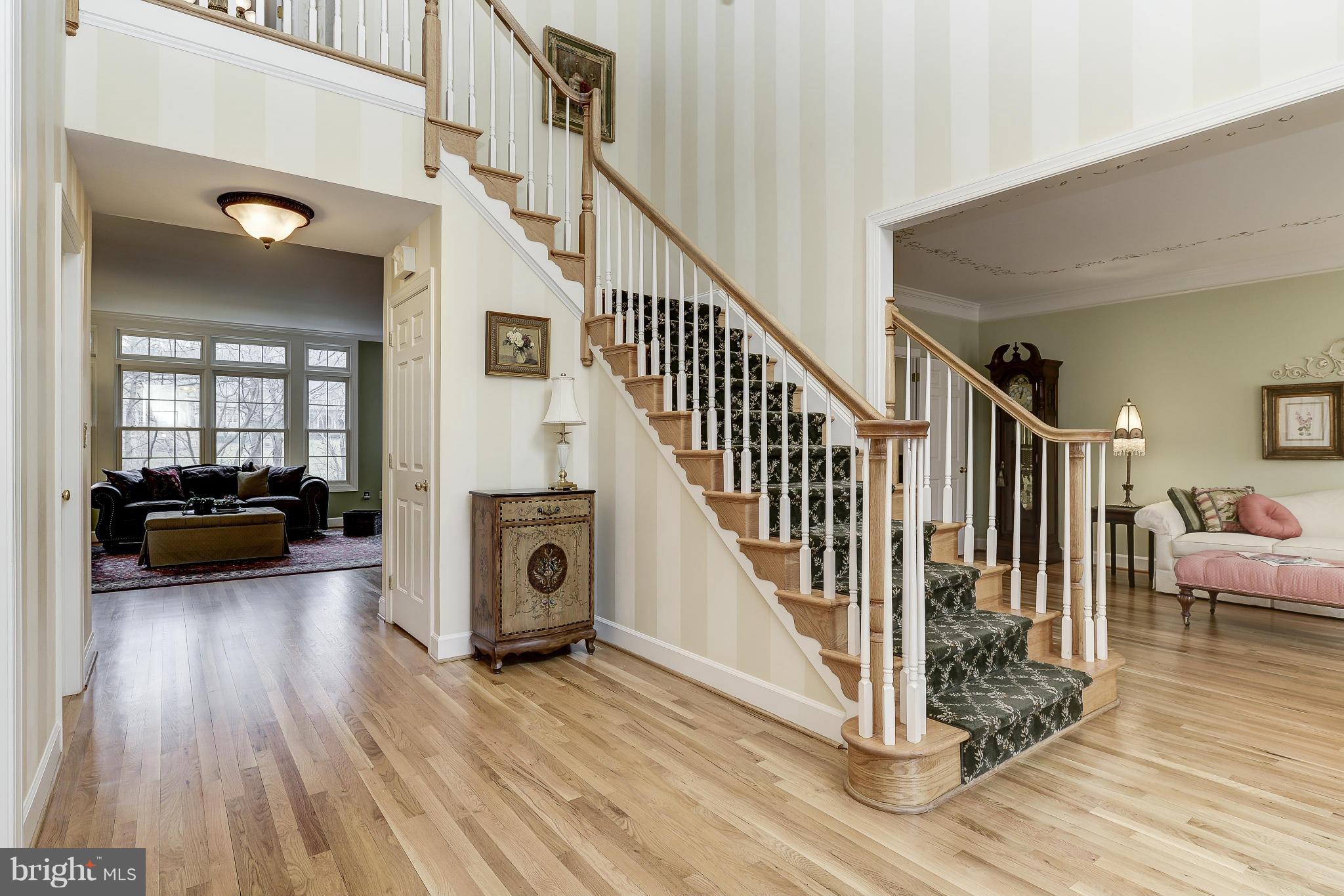 RIVER FALLS - Residential