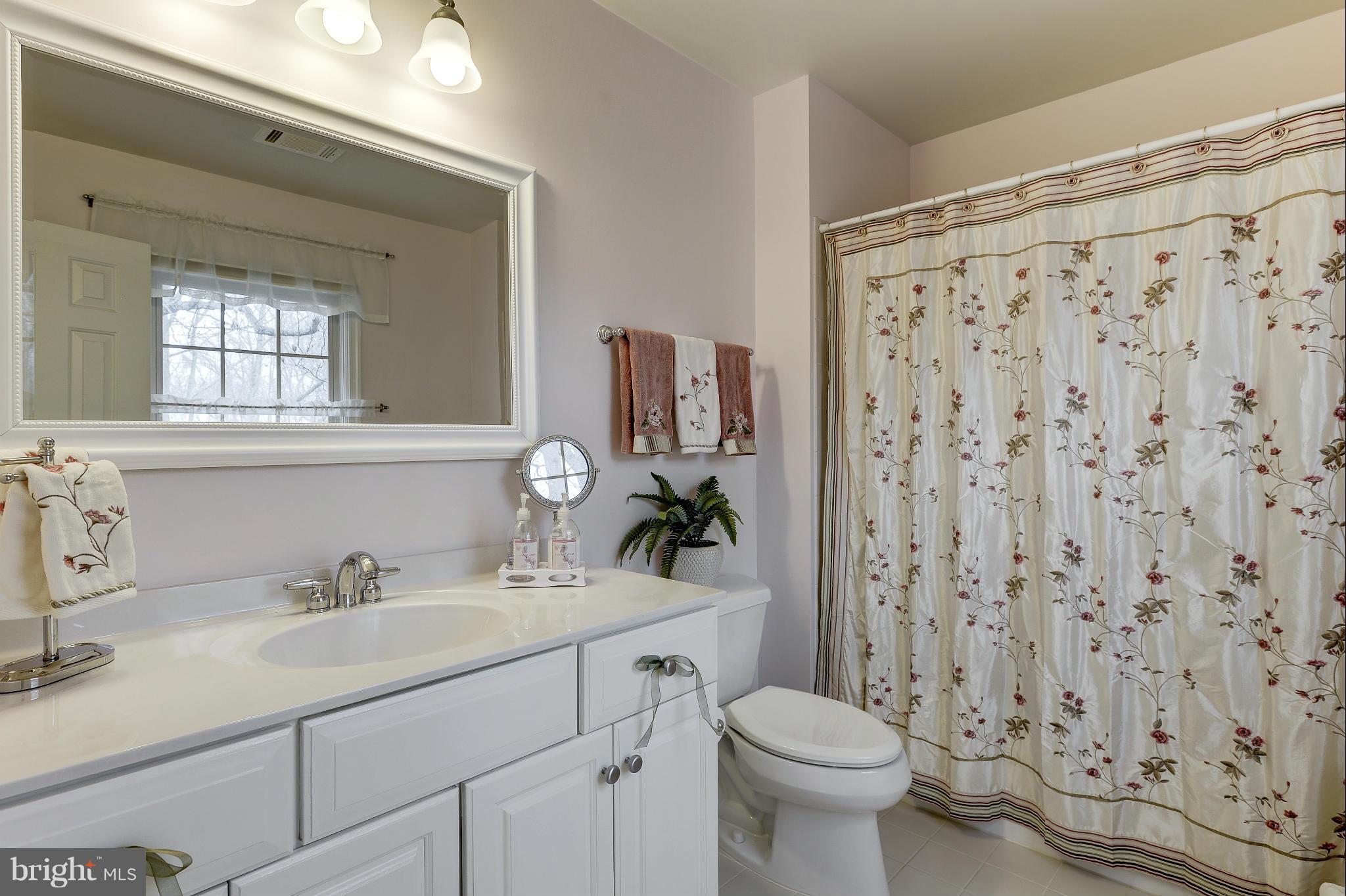 RIVER FALLS - Residential