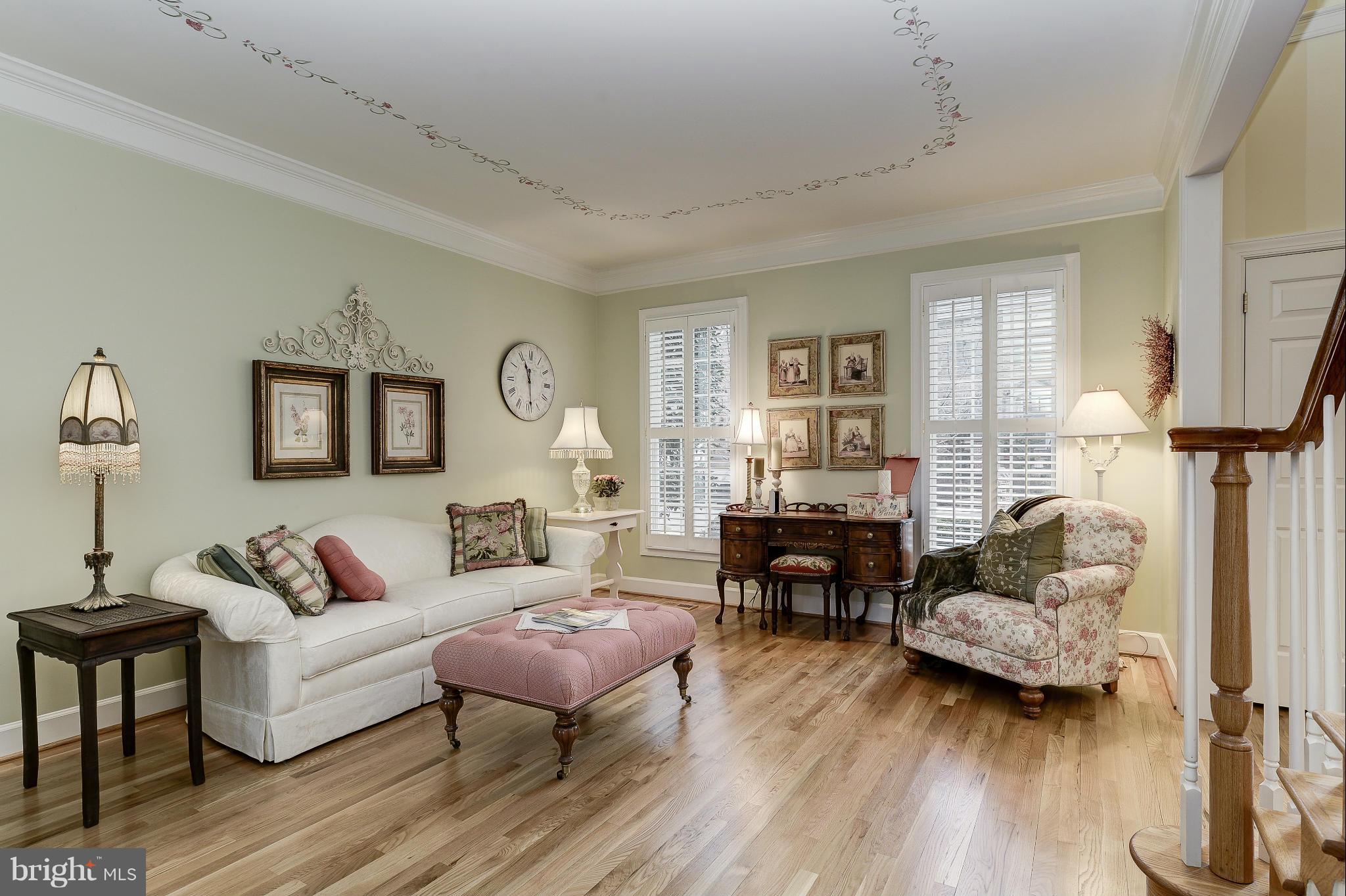 RIVER FALLS - Residential