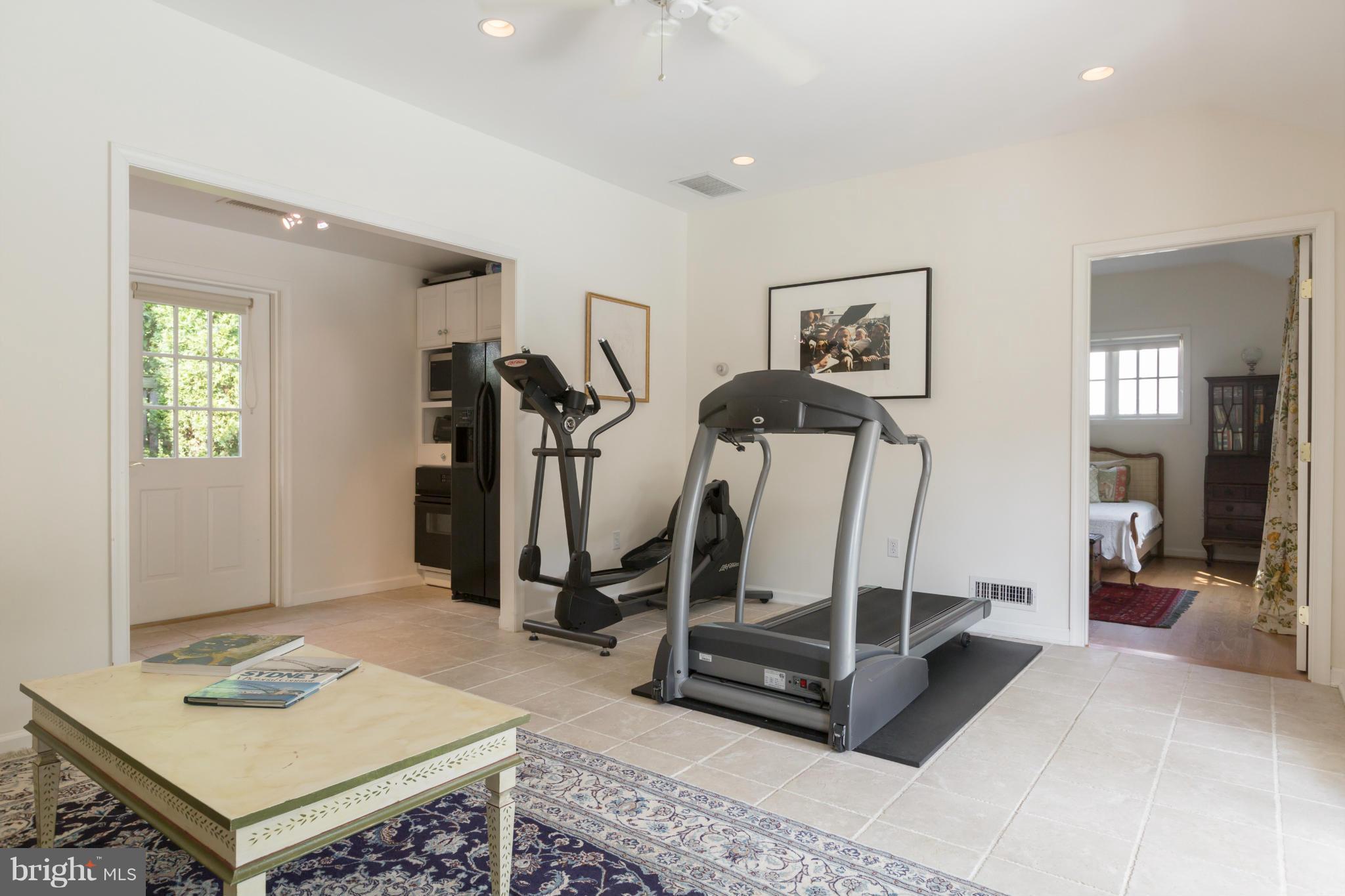 WESLEY HEIGHTS - Residential