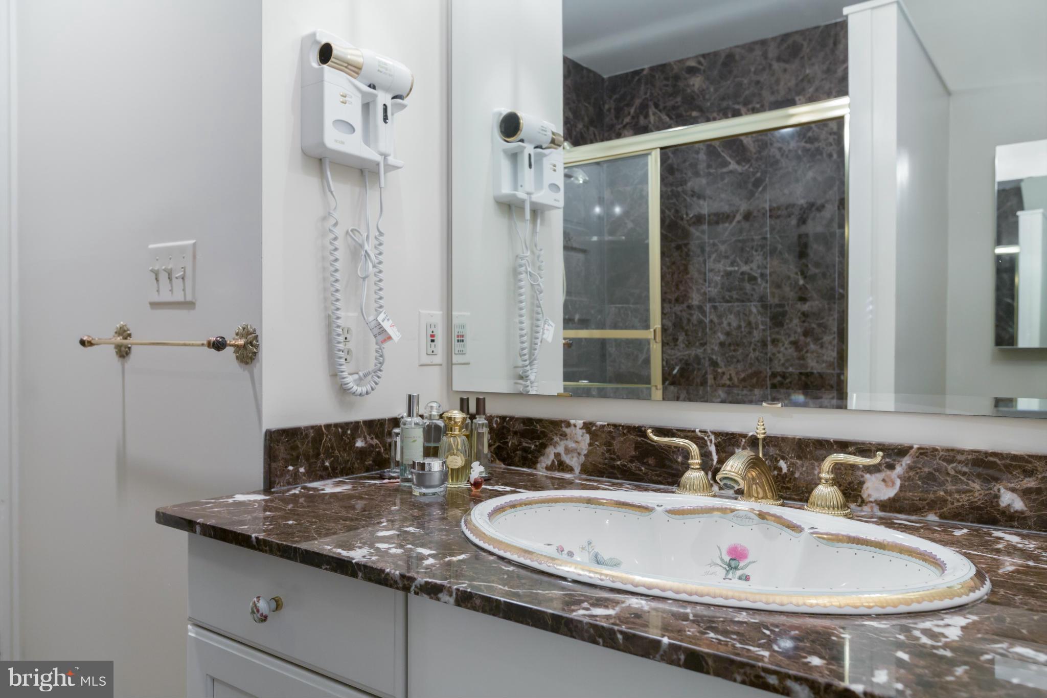 WESLEY HEIGHTS - Residential