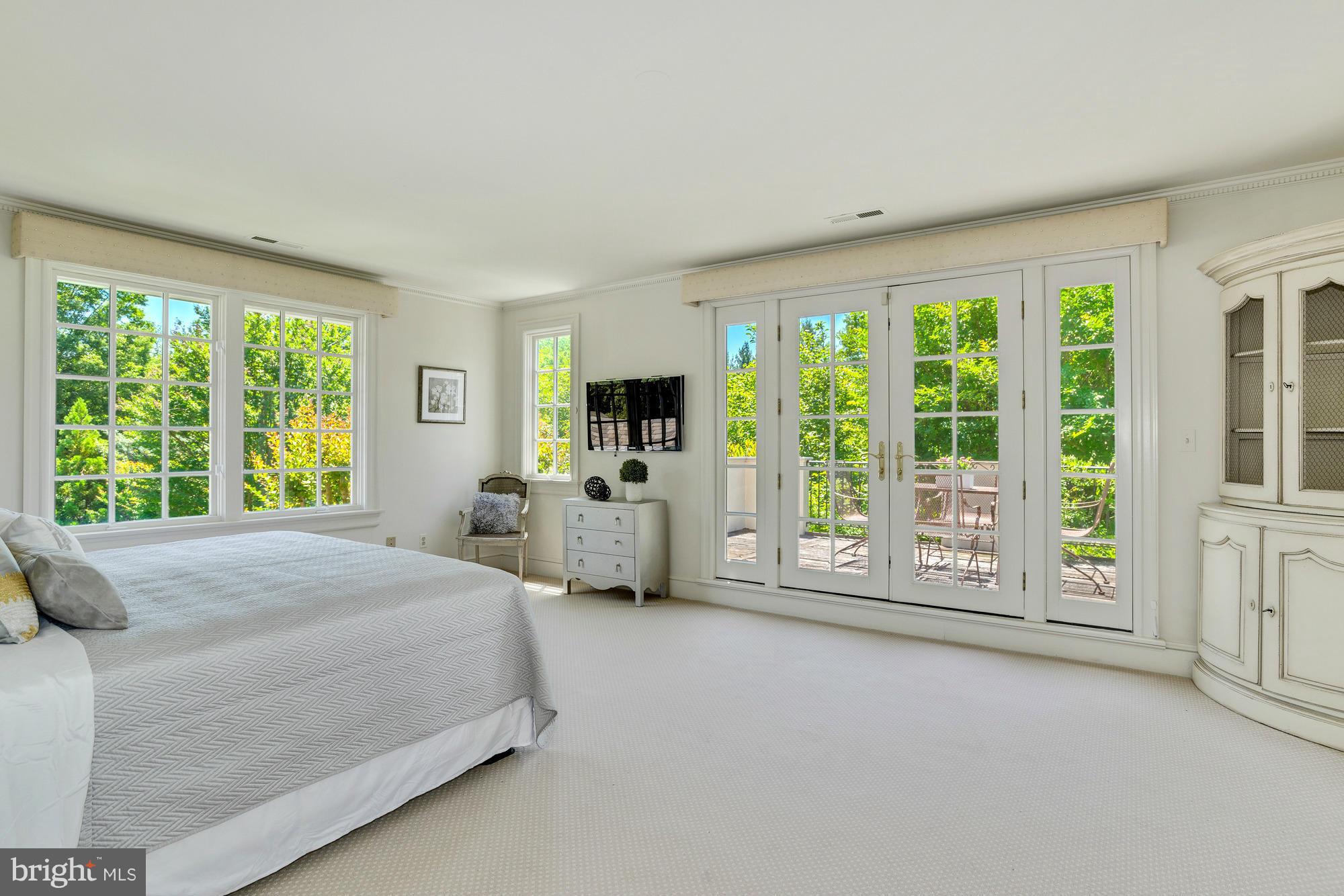 WESLEY HEIGHTS - Residential
