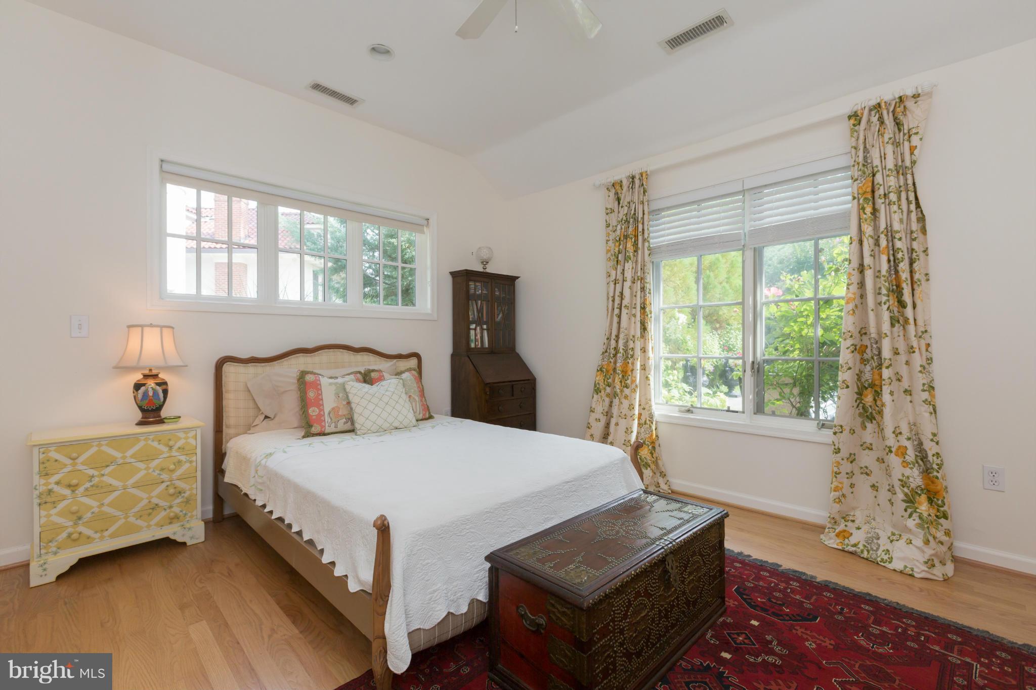 WESLEY HEIGHTS - Residential