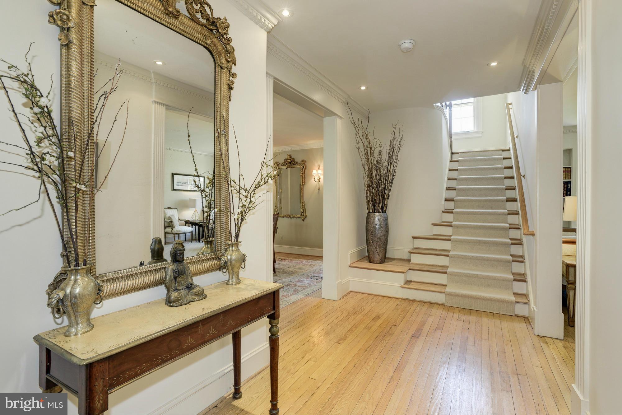 WESLEY HEIGHTS - Residential