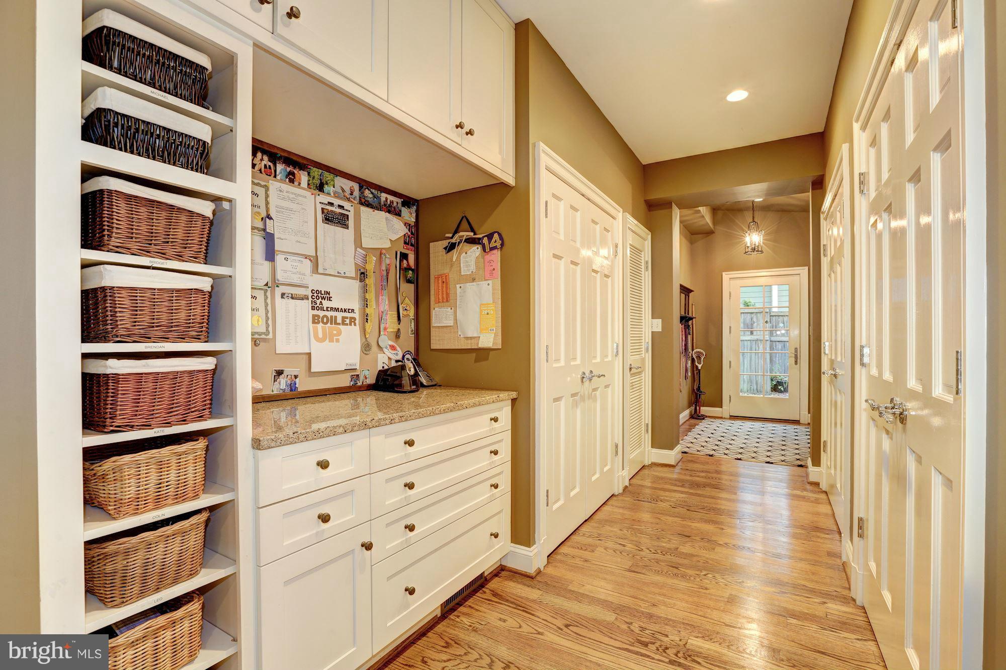 SOMERSET - Residential