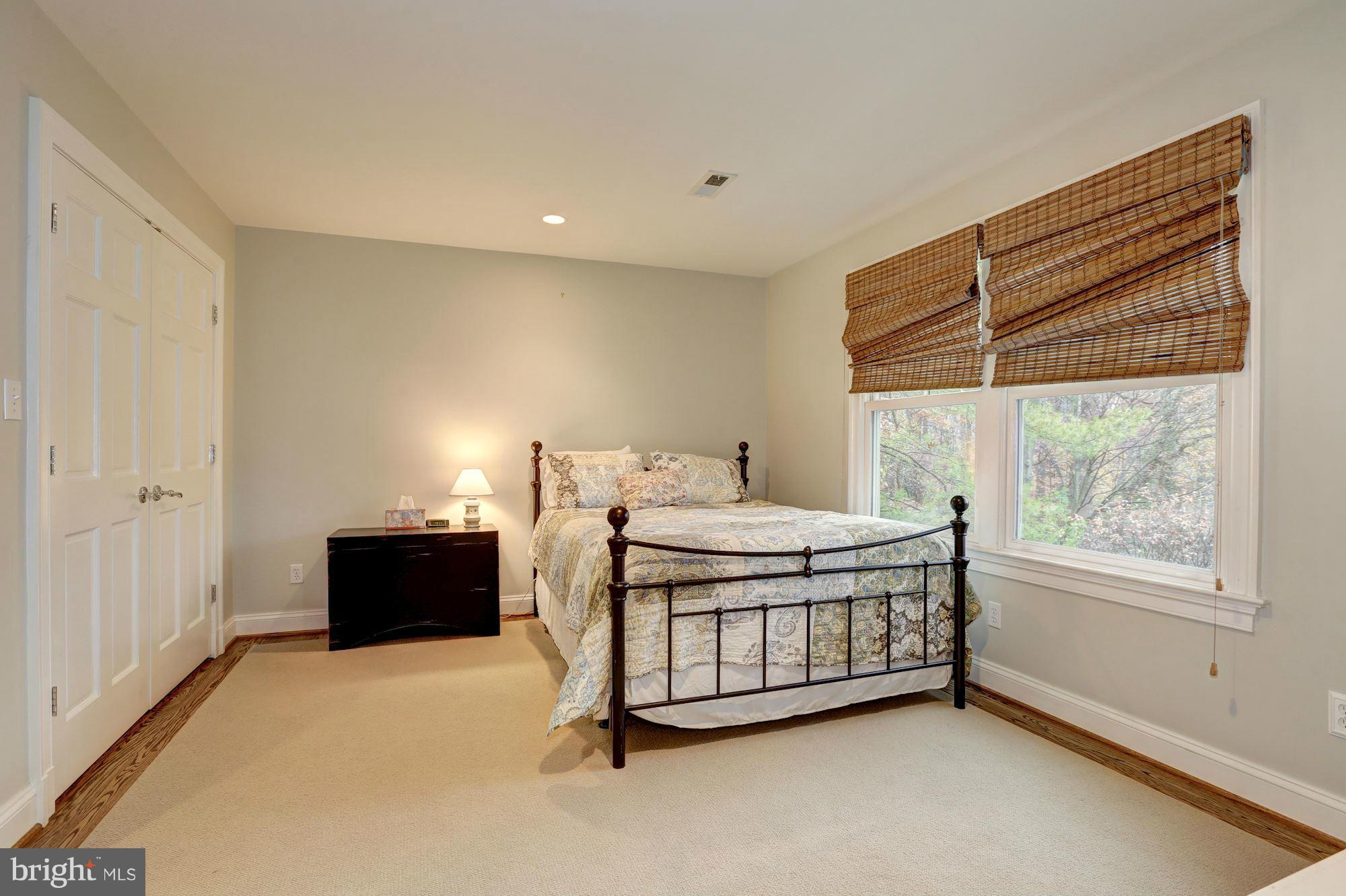 SOMERSET - Residential