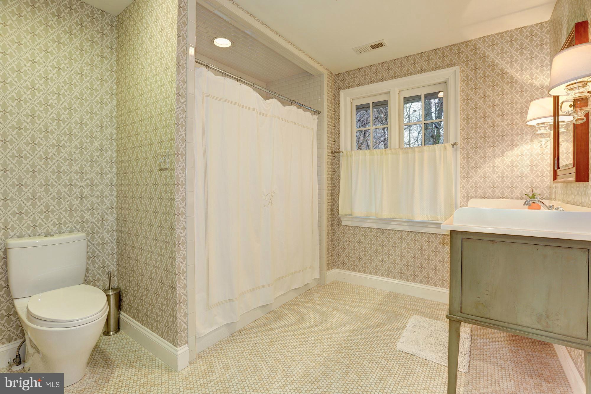 SOMERSET - Residential