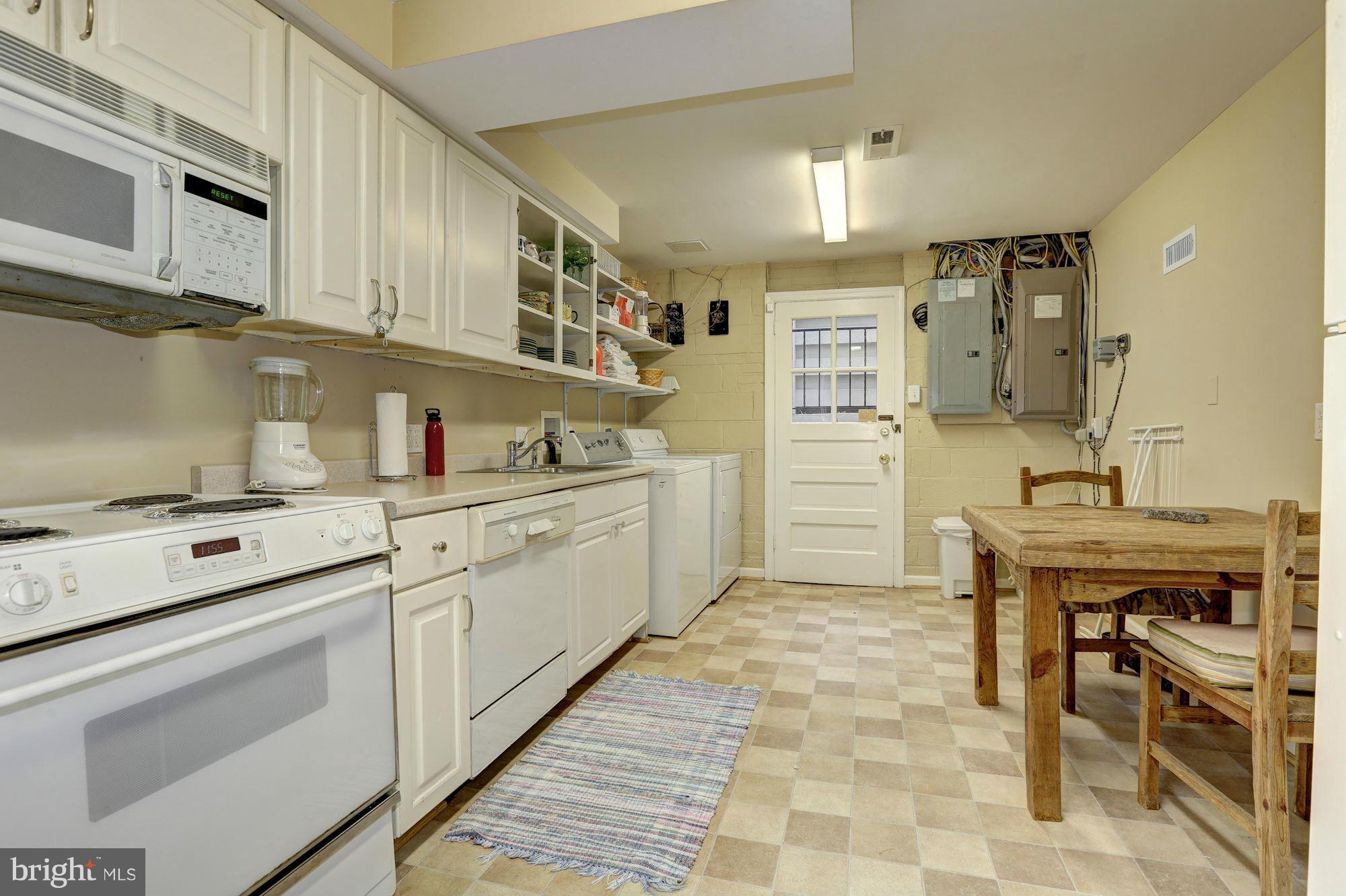 SOMERSET - Residential