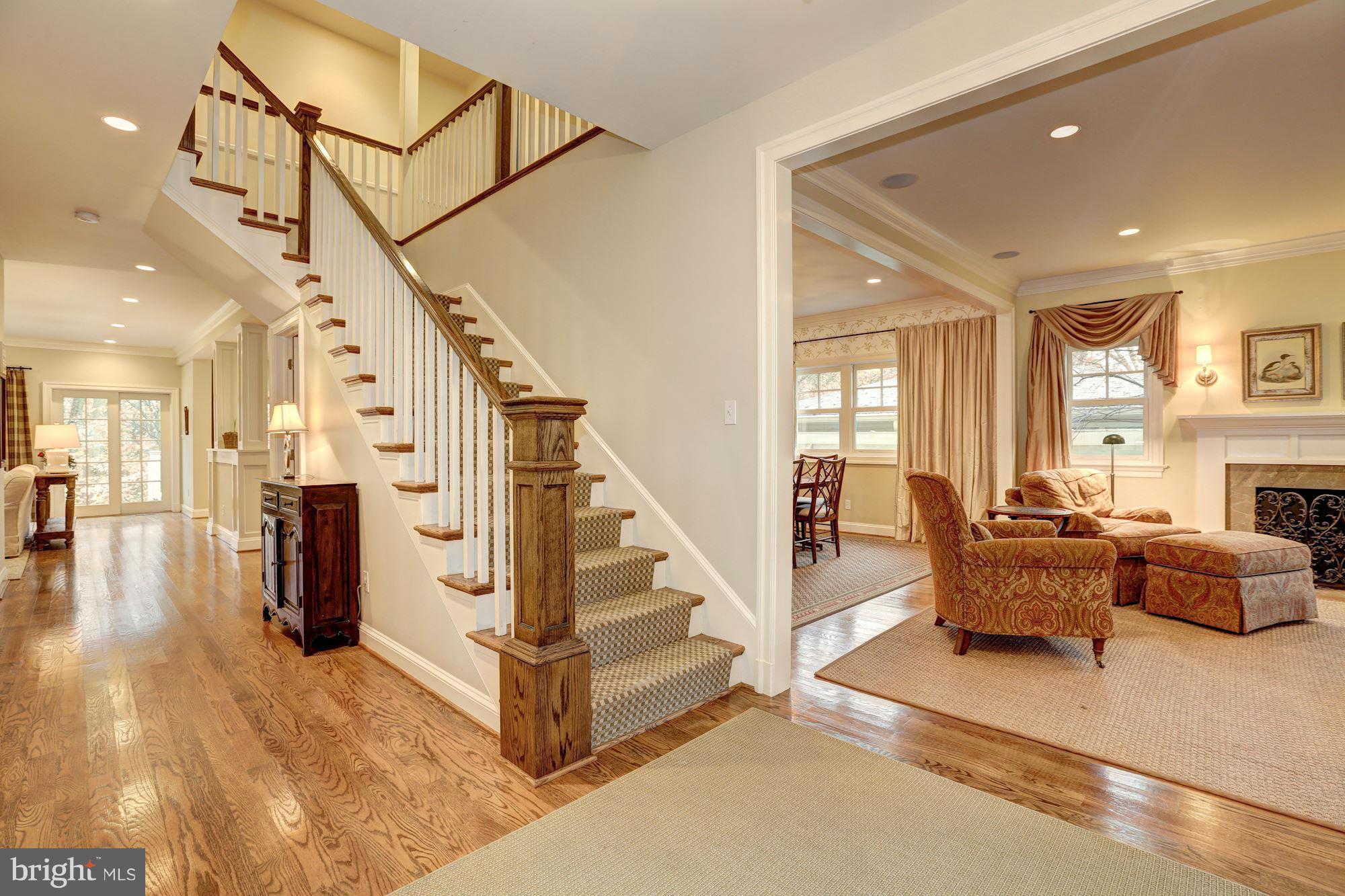 SOMERSET - Residential