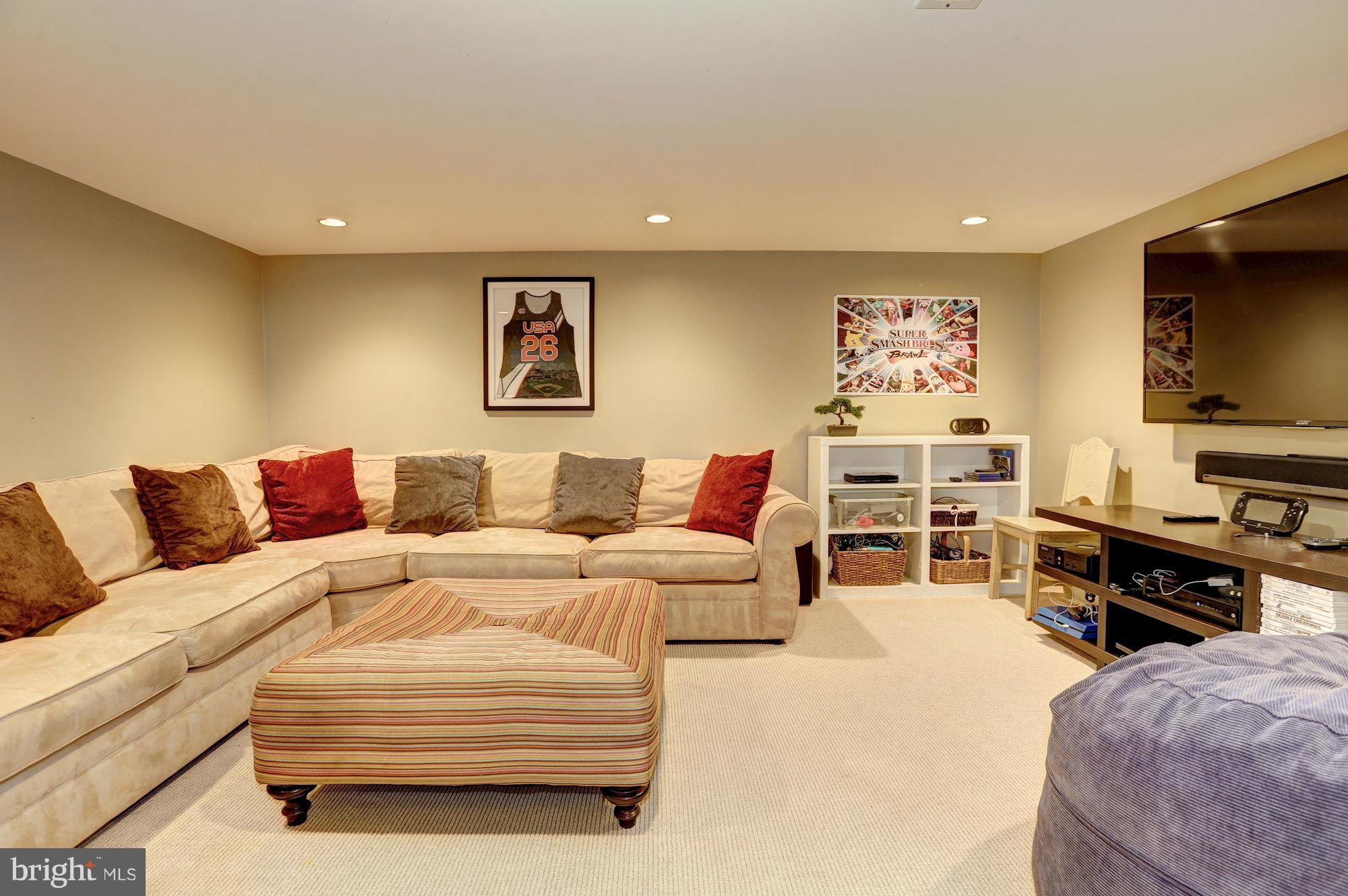 SOMERSET - Residential