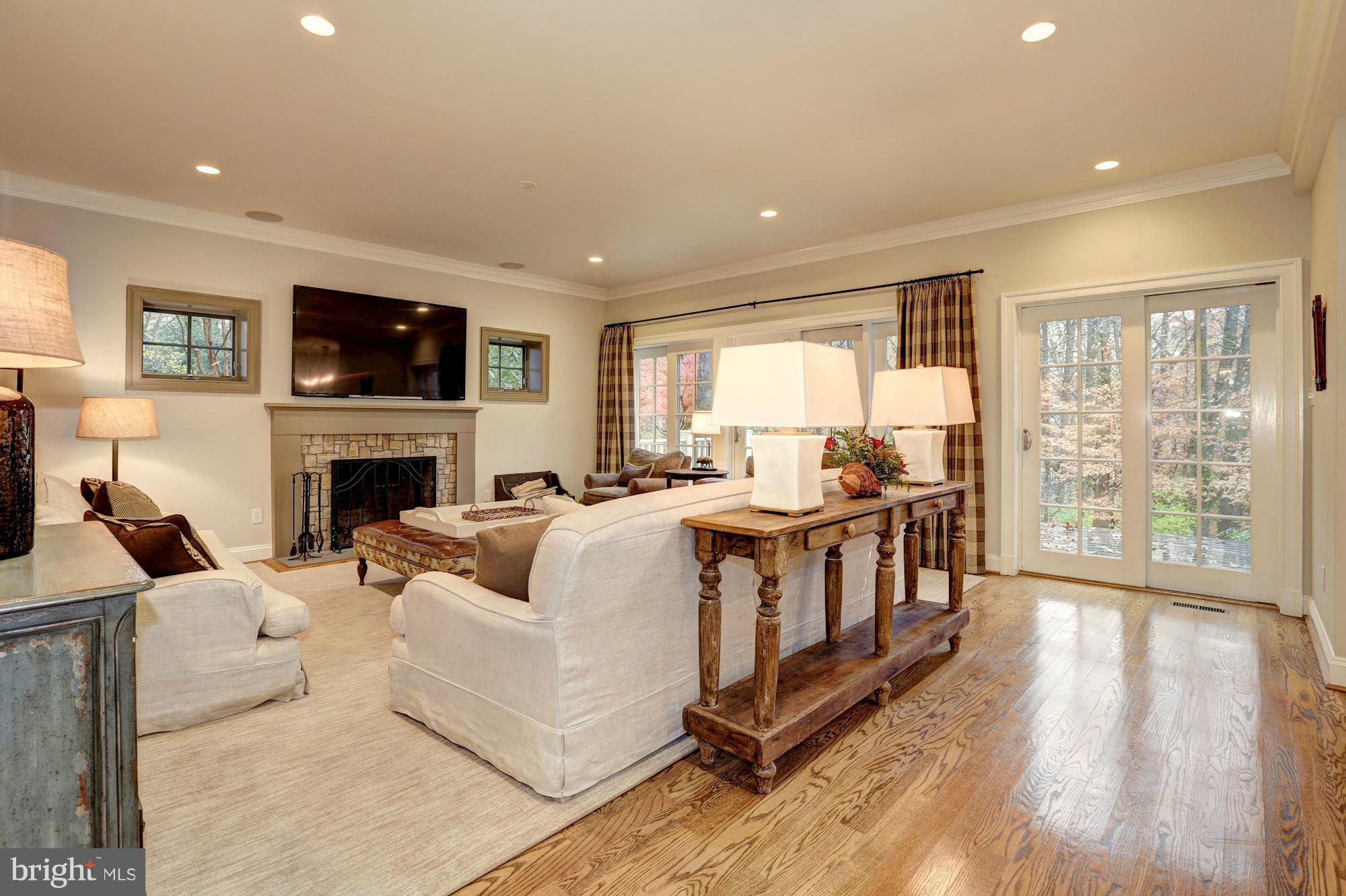 SOMERSET - Residential