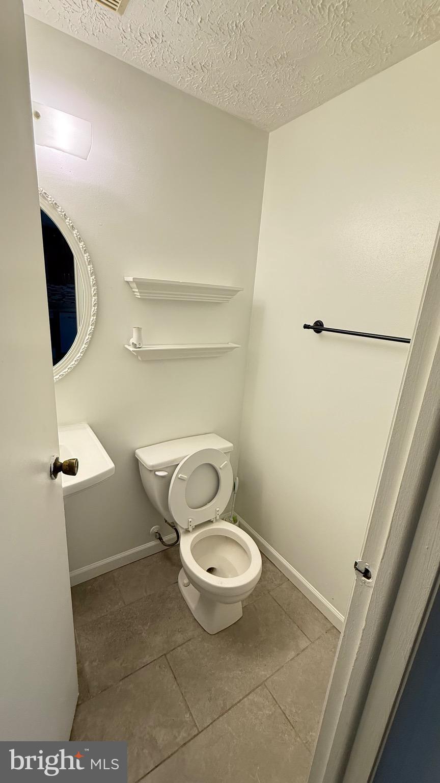 CONNEMARA HILLS - Residential