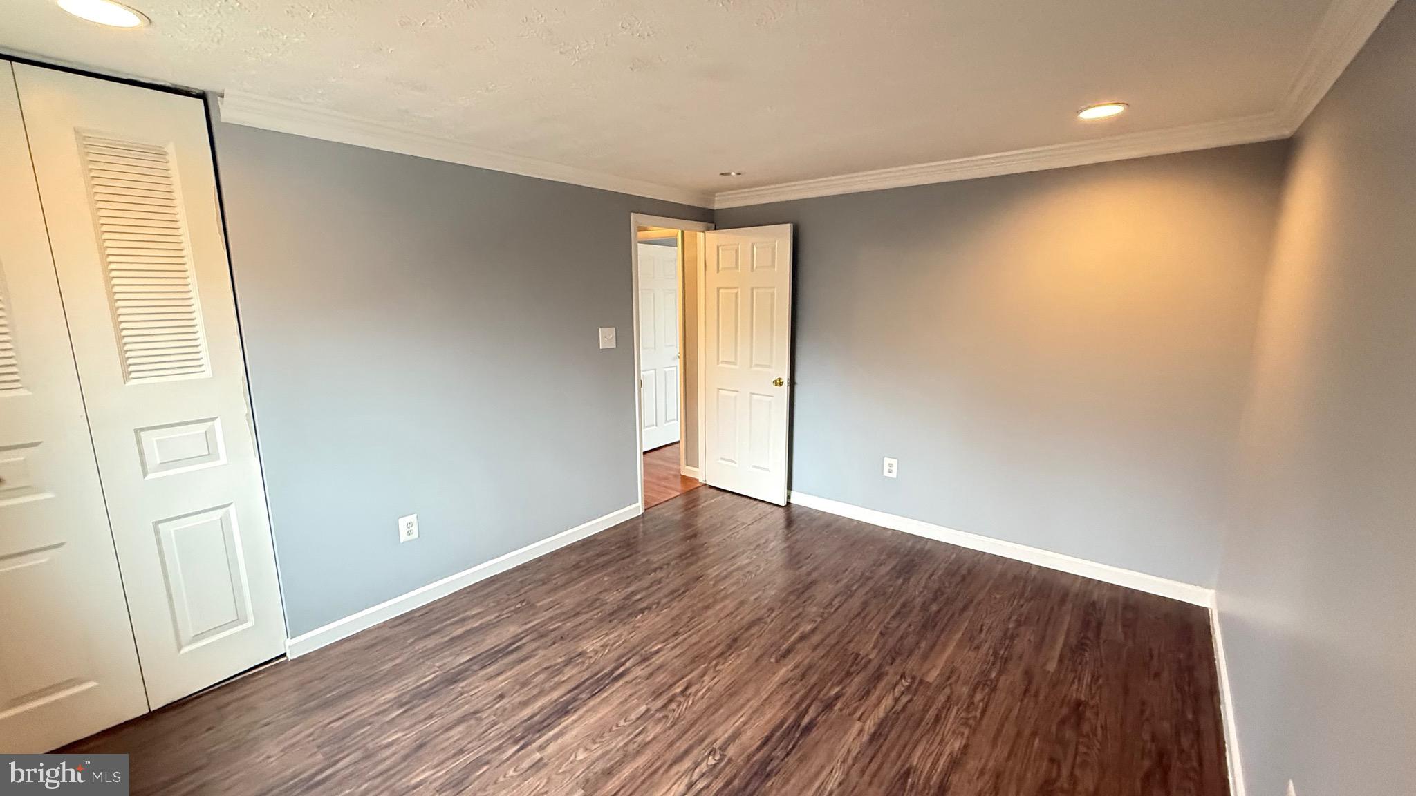 CONNEMARA HILLS - Residential