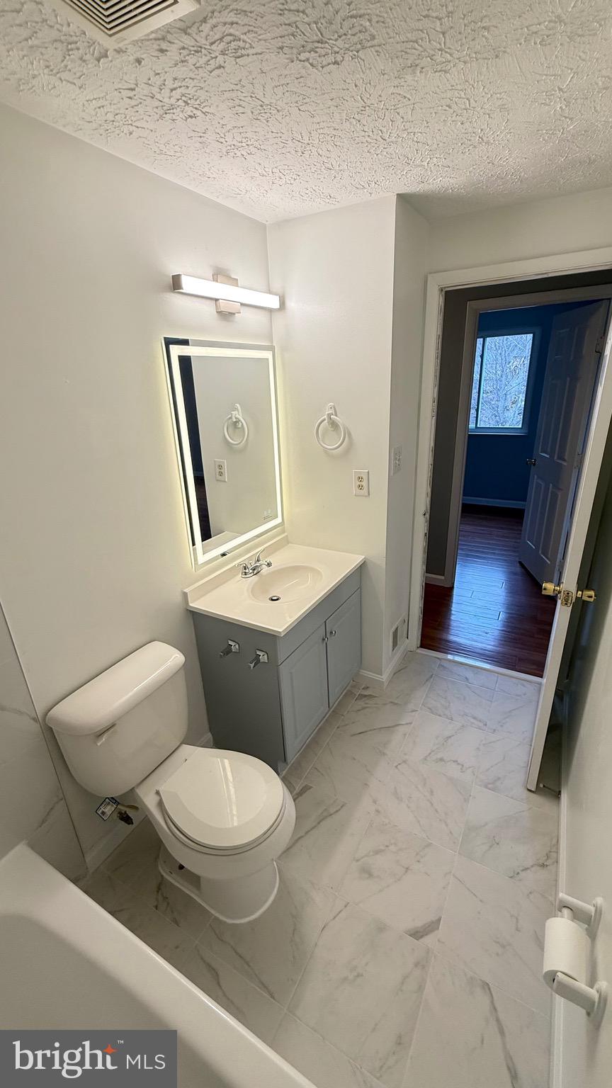 CONNEMARA HILLS - Residential