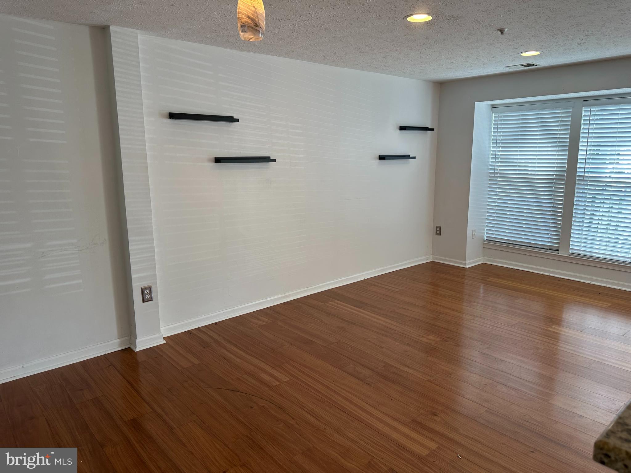 SOUTHFIELD - Residential Lease